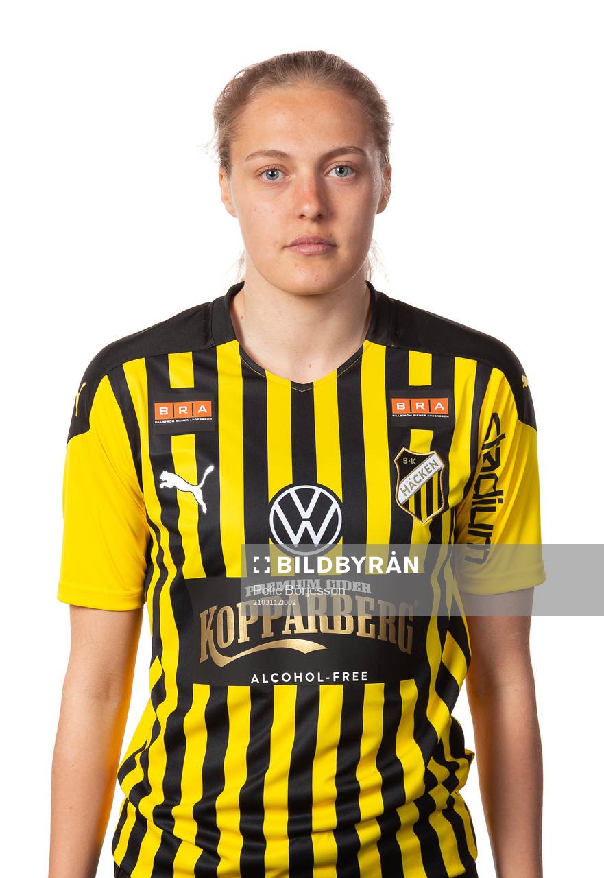Häckens Elma Junttila-Nelhage