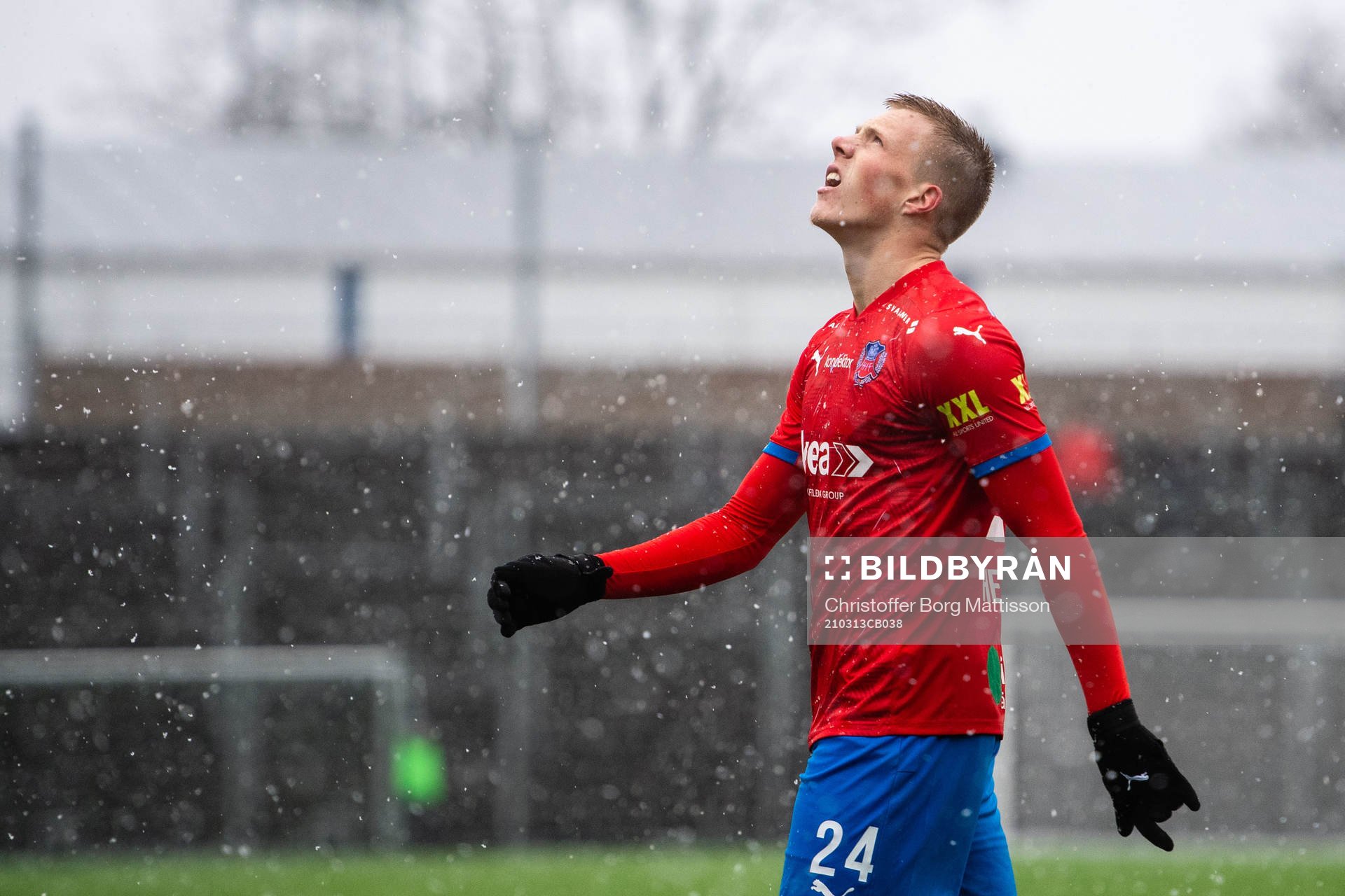 Helsingborgs Emil Hellman deppar