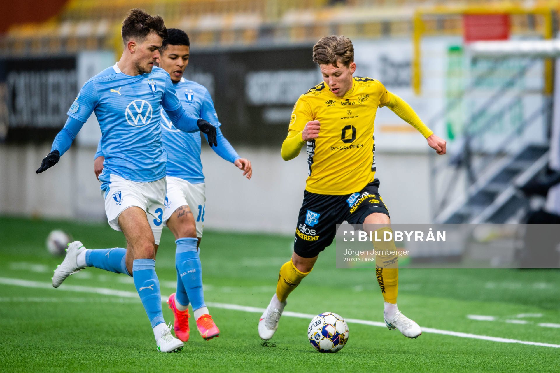 Malmö FFs Pavle Vagic och Elfsborgs Noah Söderberg