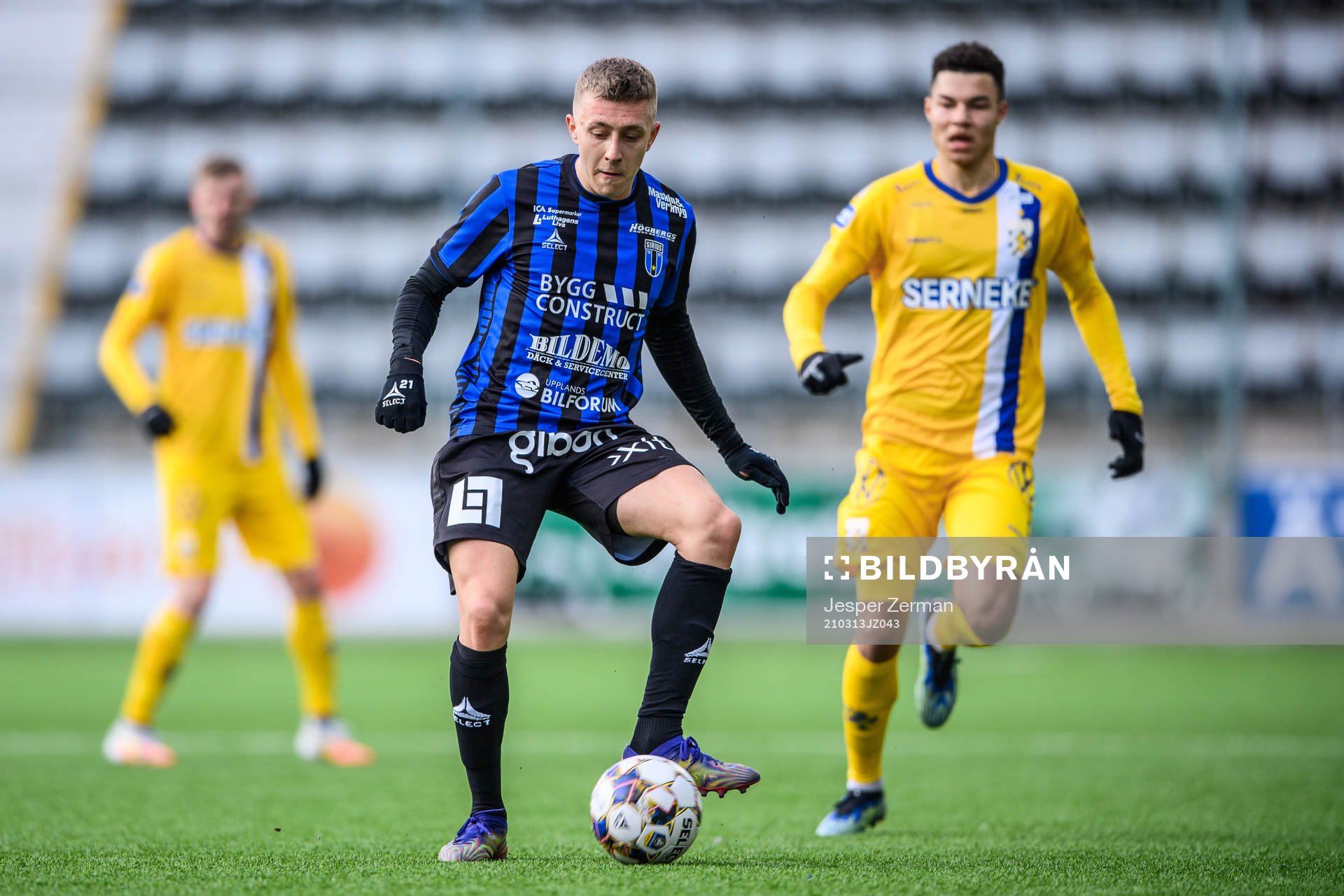 Sirius Simon Gefvert och IFK Göteborgs Alexander Jallow
