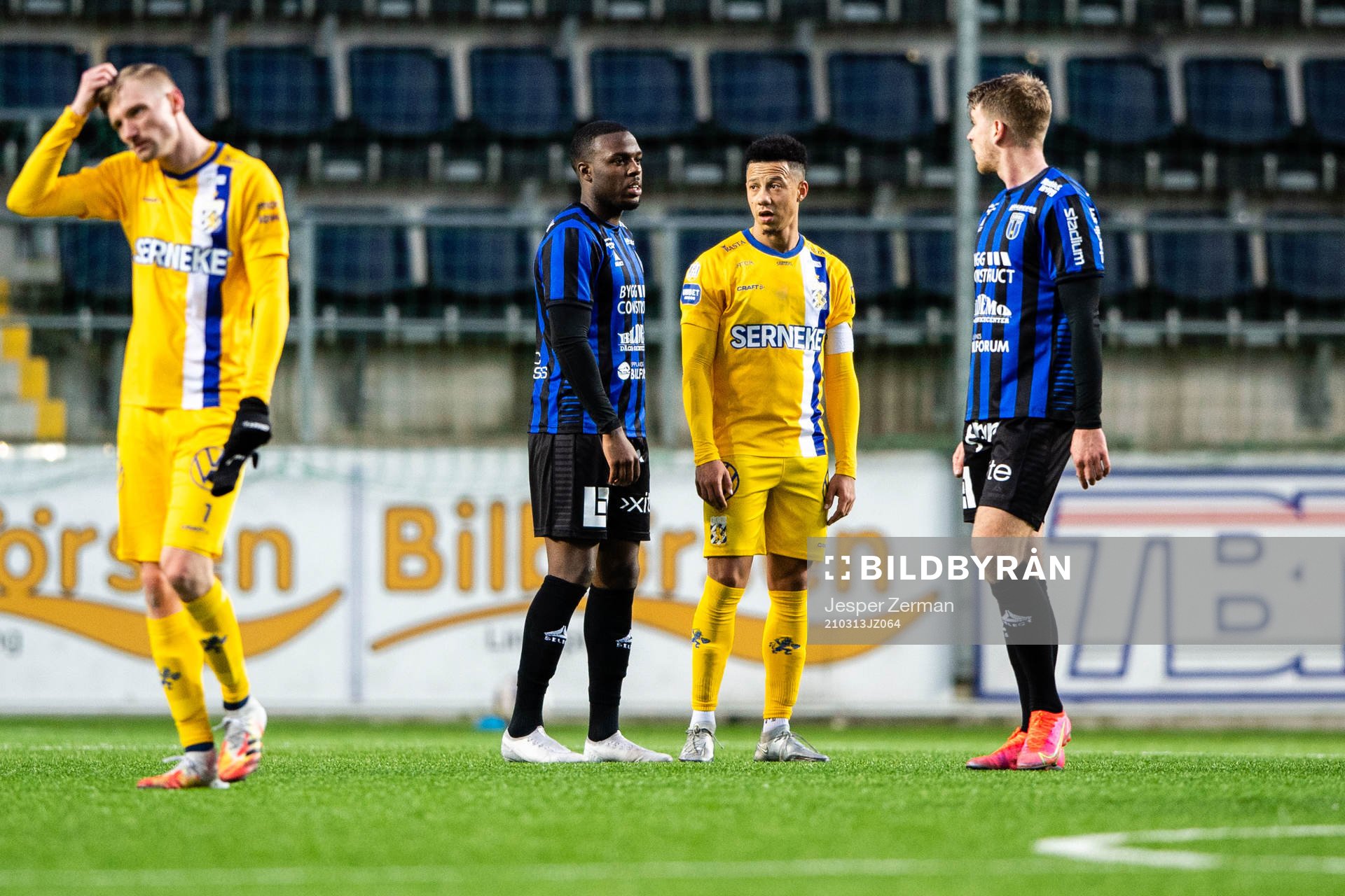 Sirius Christian Kouakou och IFK Göteborgs Tobias Sana