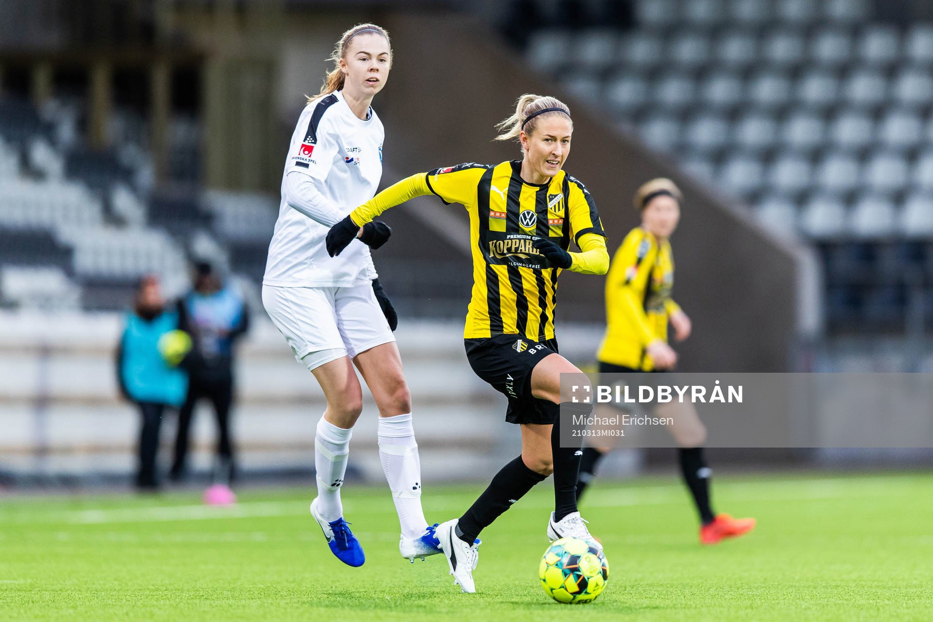 Växjös Elin Nilsson och Häckens Emma Kullberg