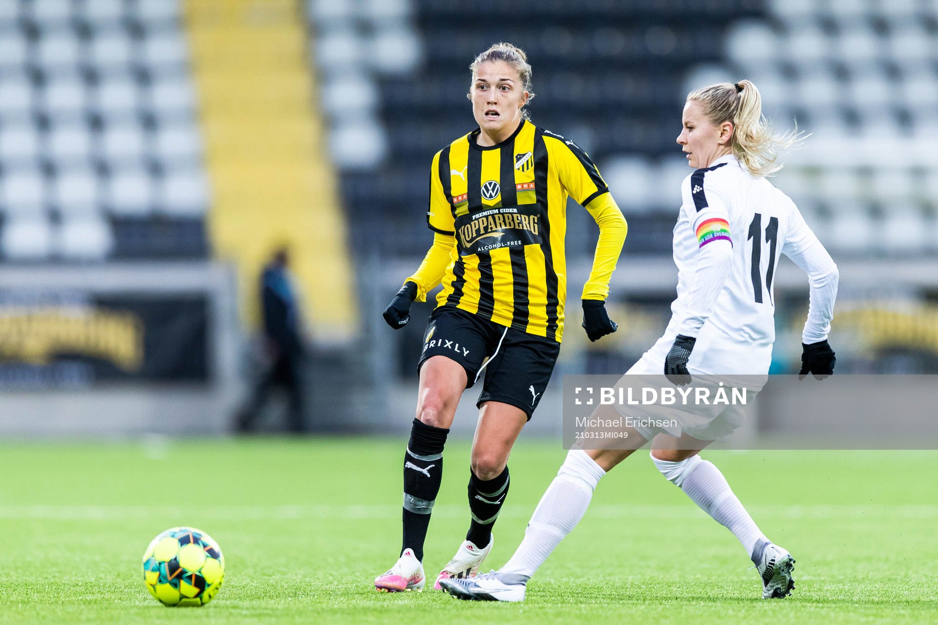 Häckens Filippa Angeldahl och Växjös Emmi Alanen