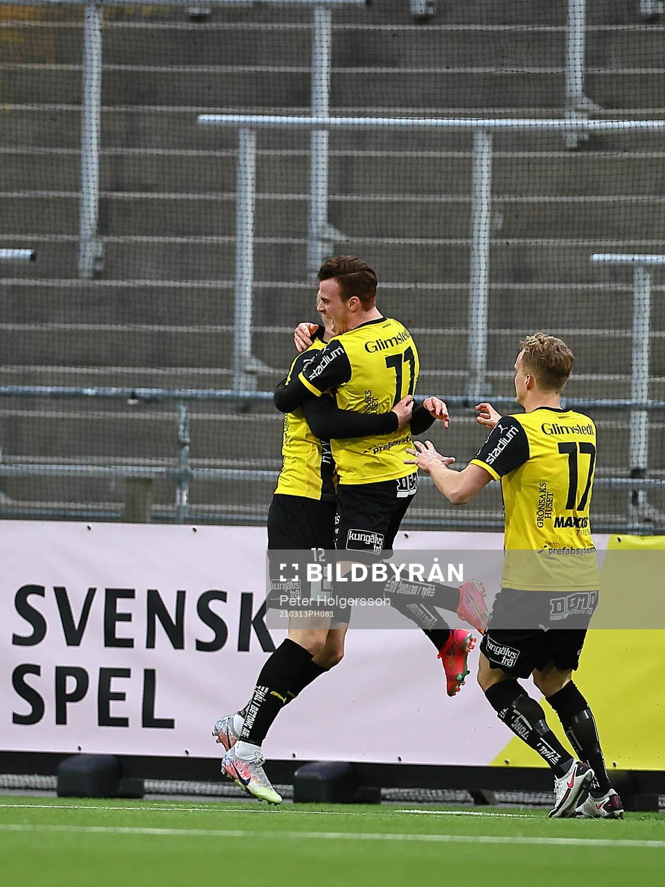 Häckens Tobias Heintz jublar