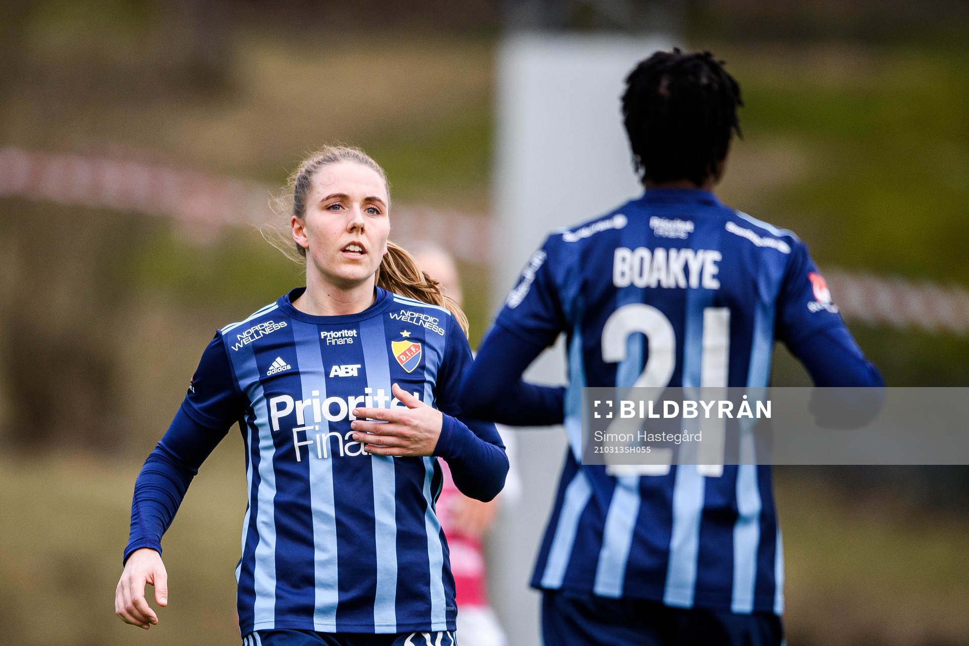 Djurgårdens Gudrun Arnadottir och Portia Boakye