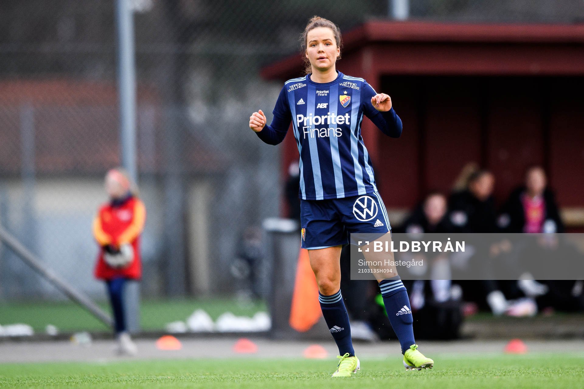 Djurgårdens Julia Walentowicz under fotbollsmatchen i Svenska Cupen mellan Djurgården och Uppsala den 13 mars 2021 i Stockholm. 
