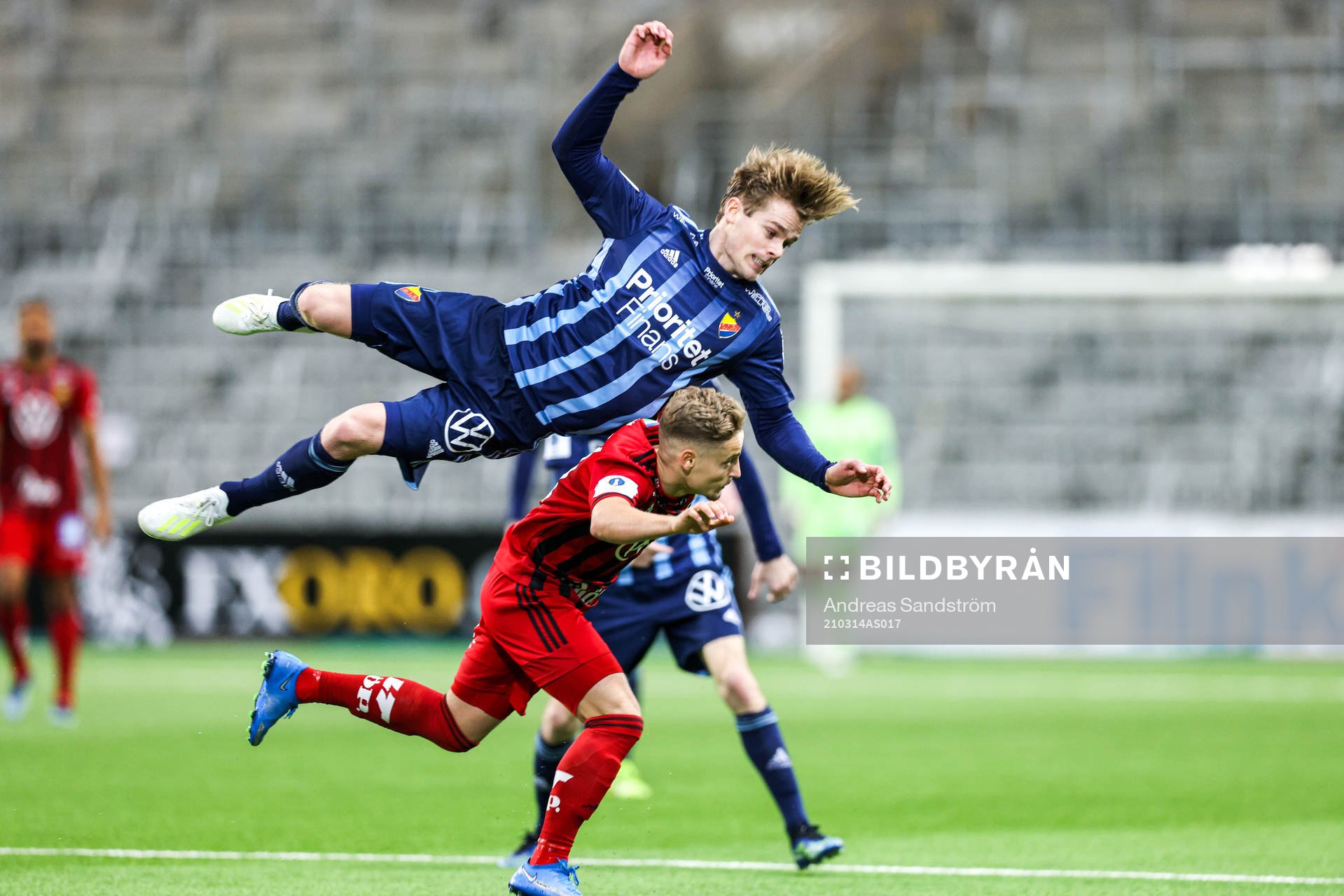 Djurgårdens Hampus Finndell och Östersunds Henrik Bellman