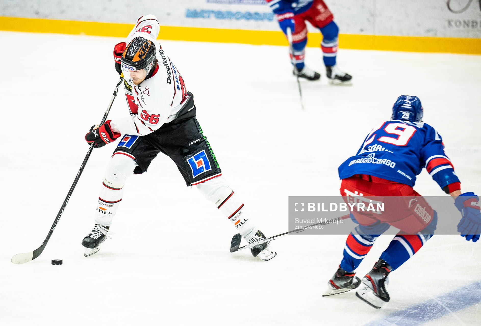 Örebros Emil Larsson och Oskarshamns Kim Rosdahl