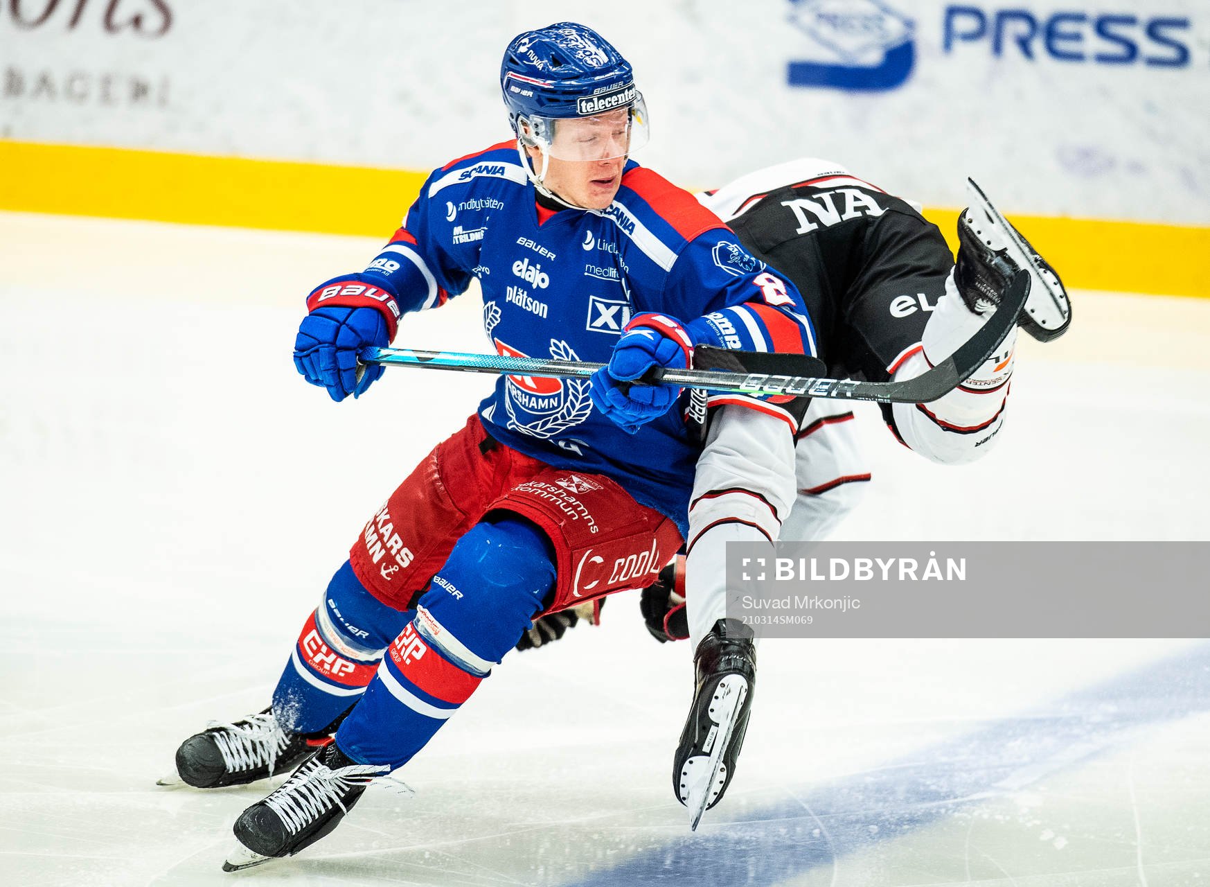 Oskarshamns Fredrik Olofsson och Örebros Robin Salo