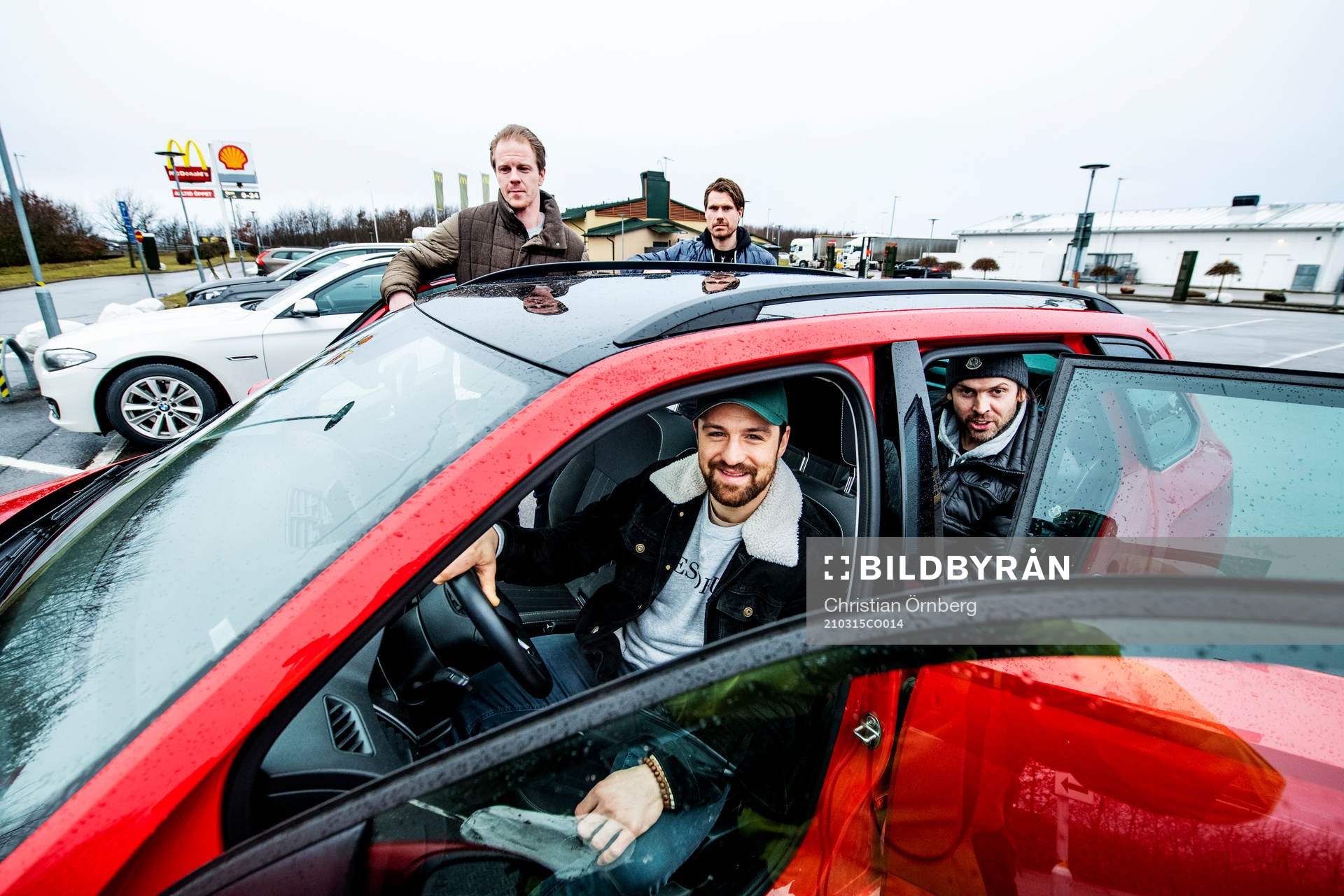 Hockeyspelarn Mattias Persson, Marcus Olsson, Christopher