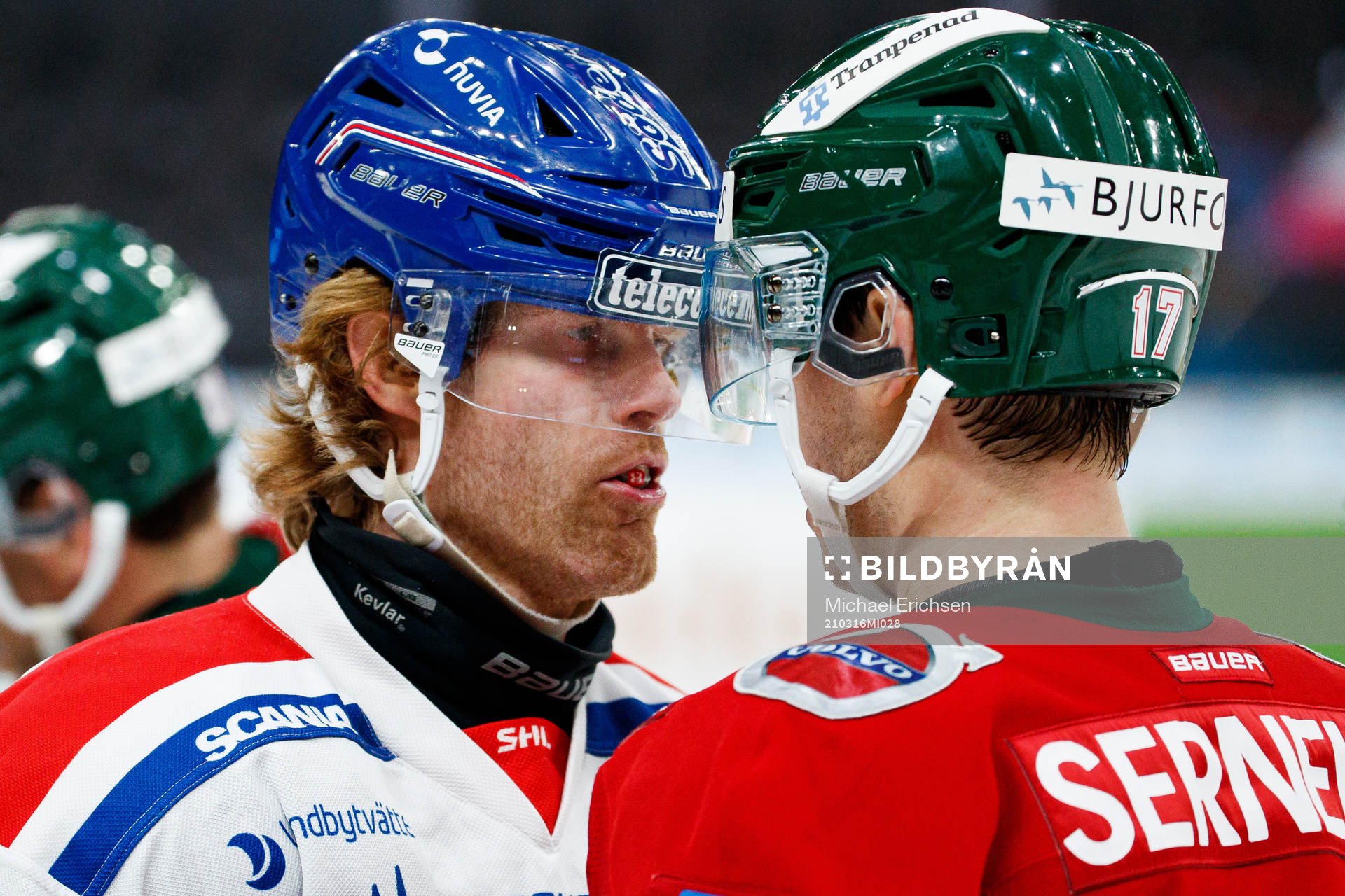 Oskarshamns Philip Samuelsson och Frölundas Robin Alvarez