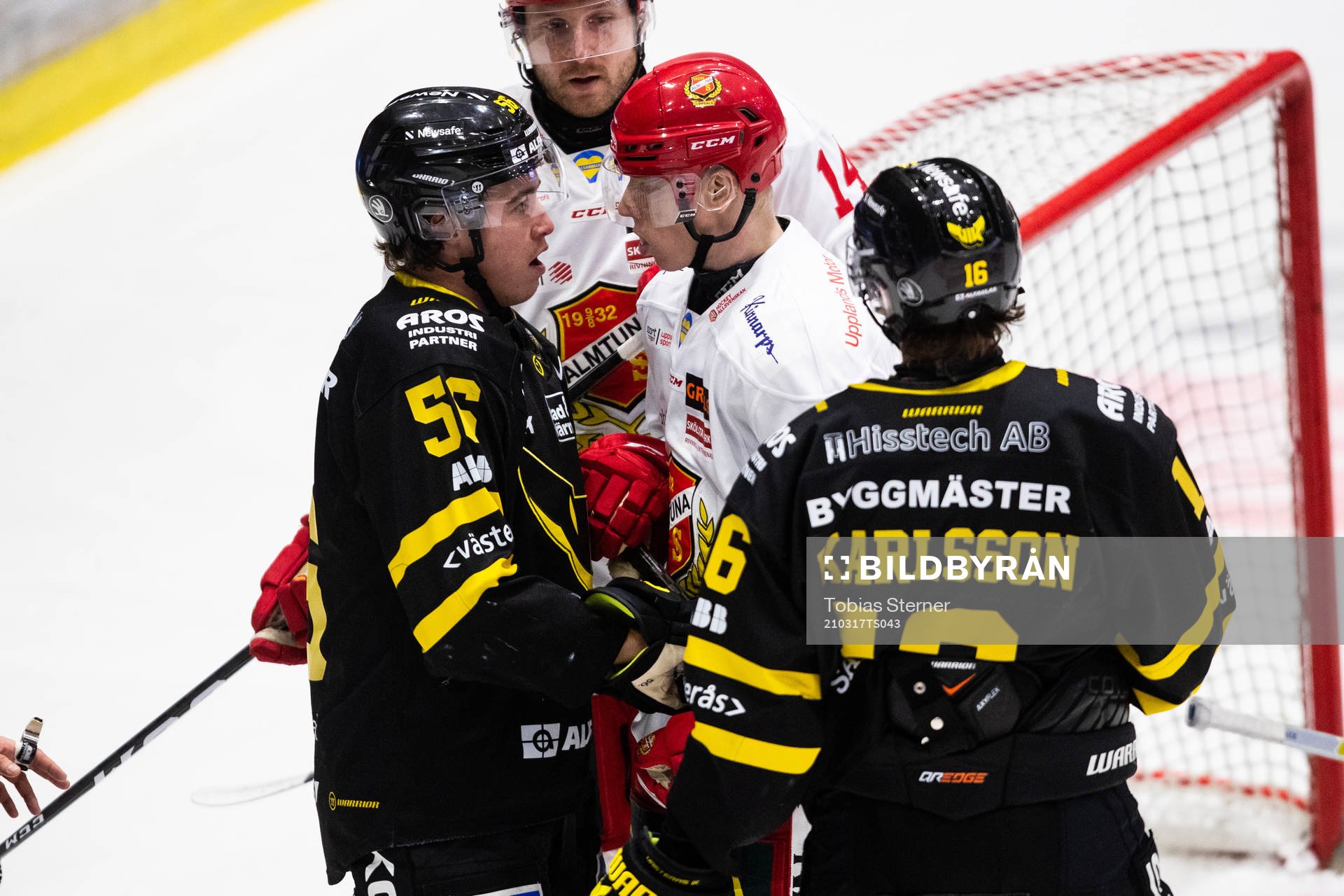 Västerås Alexander Lunsjö och Almtunas Sebastian Höglund