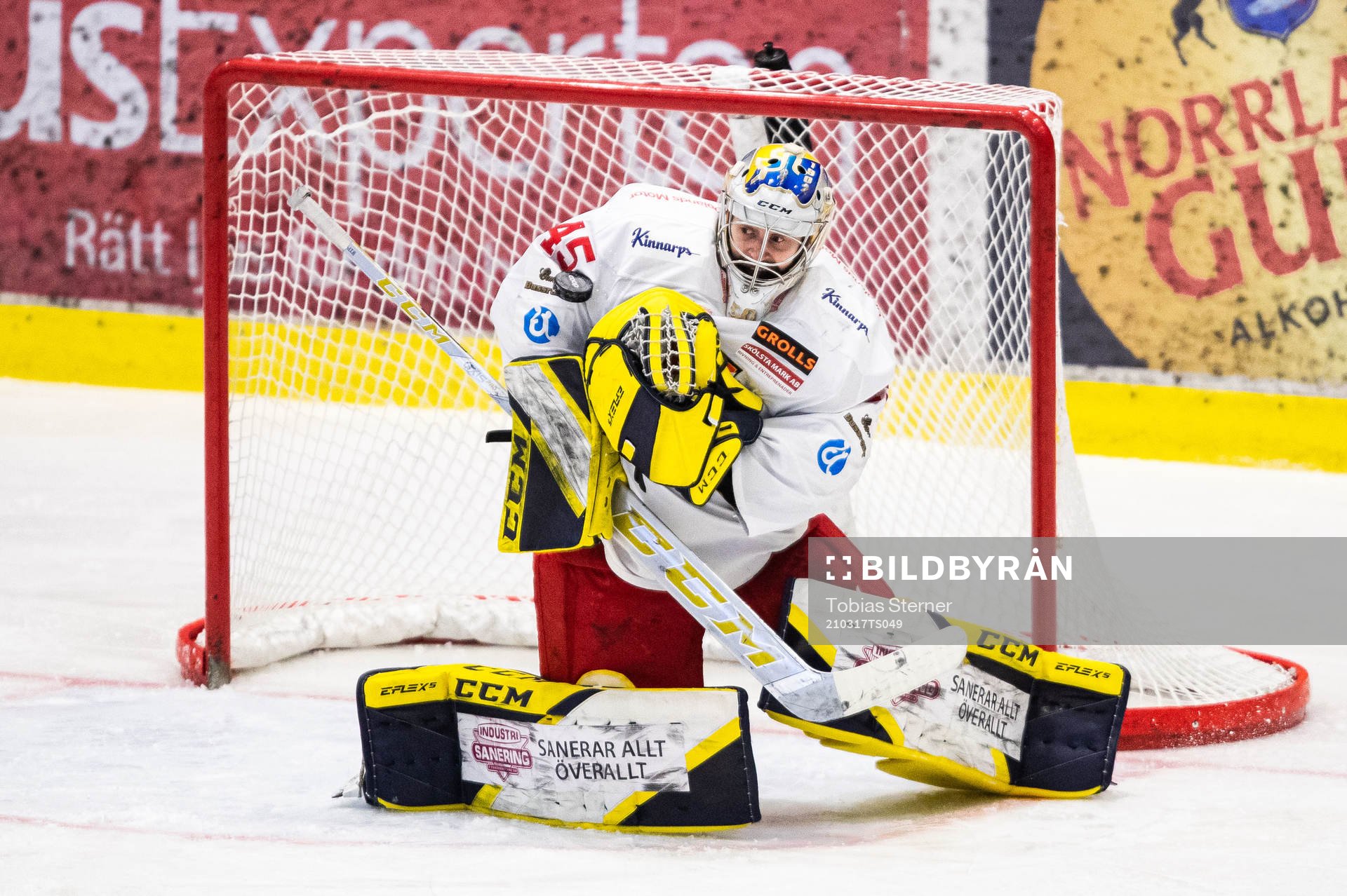 Almtunas målvakt Alexander Sahlin