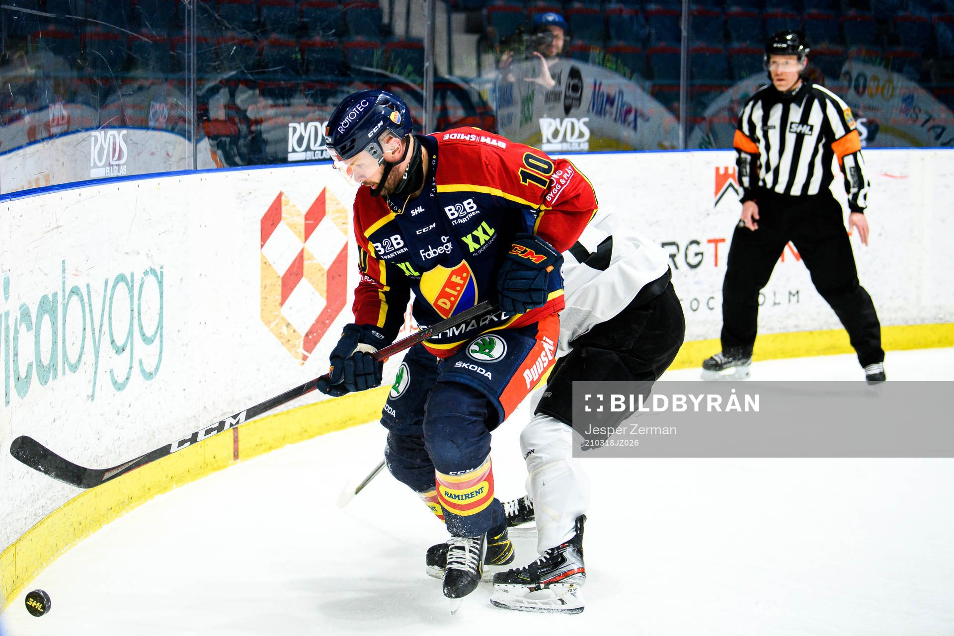 Djurgårdens Niclas Bergfors och Brynäs Kristofer Berglund