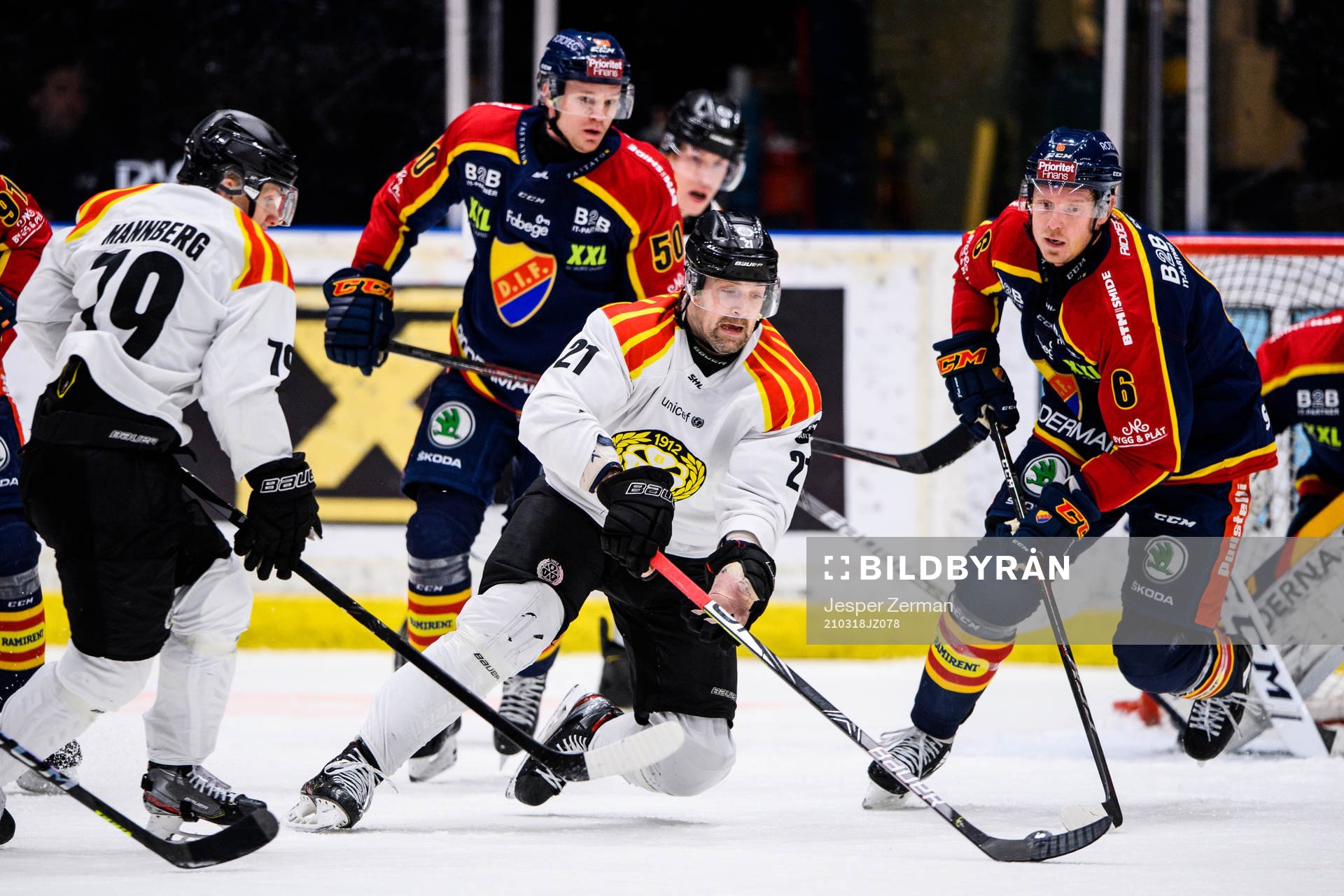 Brynäs Patrik Berglund och Djurgårdens Ryan Stoa