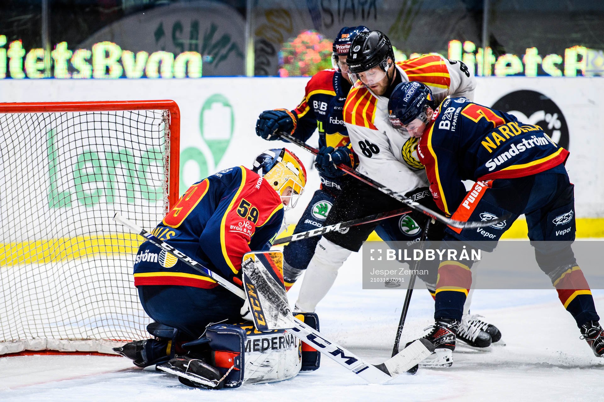 Brynäs Jaedon Descheneau mot Djurgårdens Tobias Ekberg,