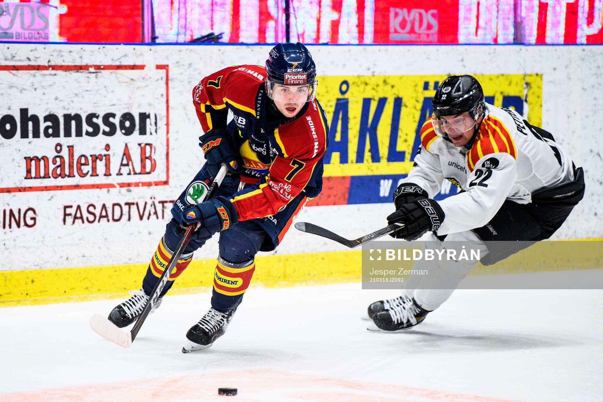 Djurgårdens Robert Nardella och Brynäs Adam Pettersson