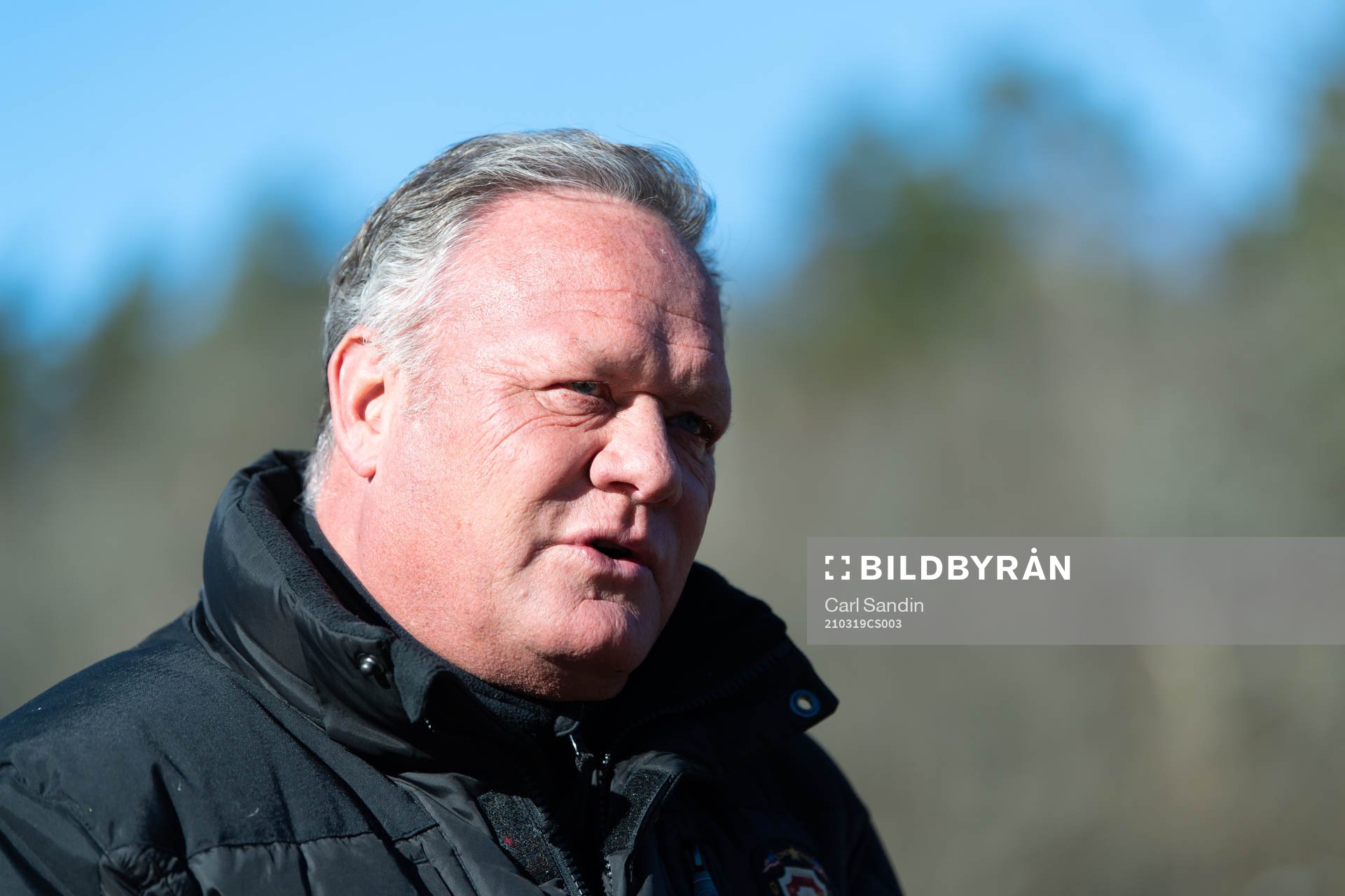 Örgrytes f.d. ordförande Joacim Nordh blir intervjuad