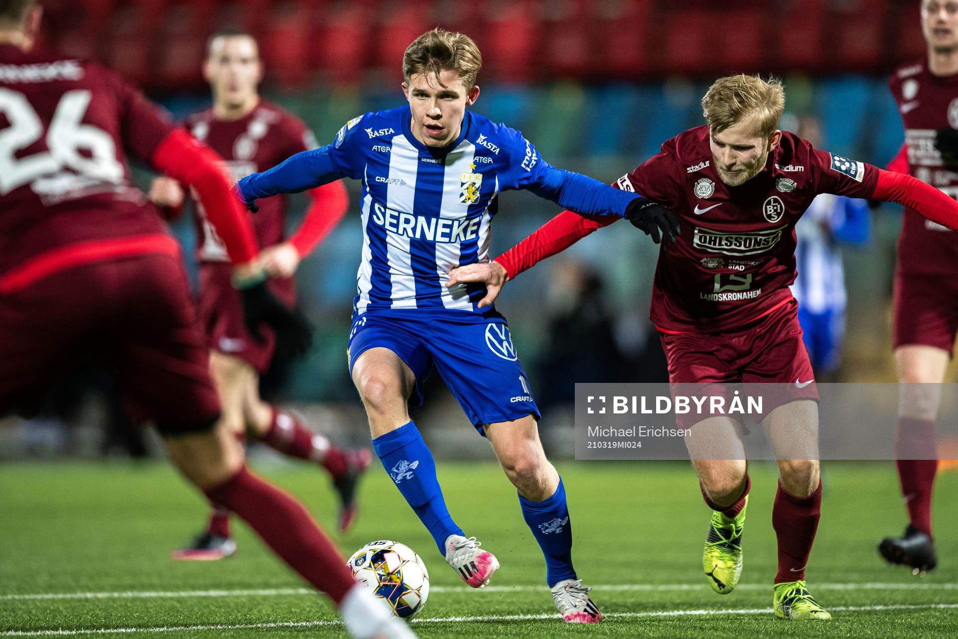 IFK Göteborgs Isak Dahlqvist och Landskronas Johan Rapp