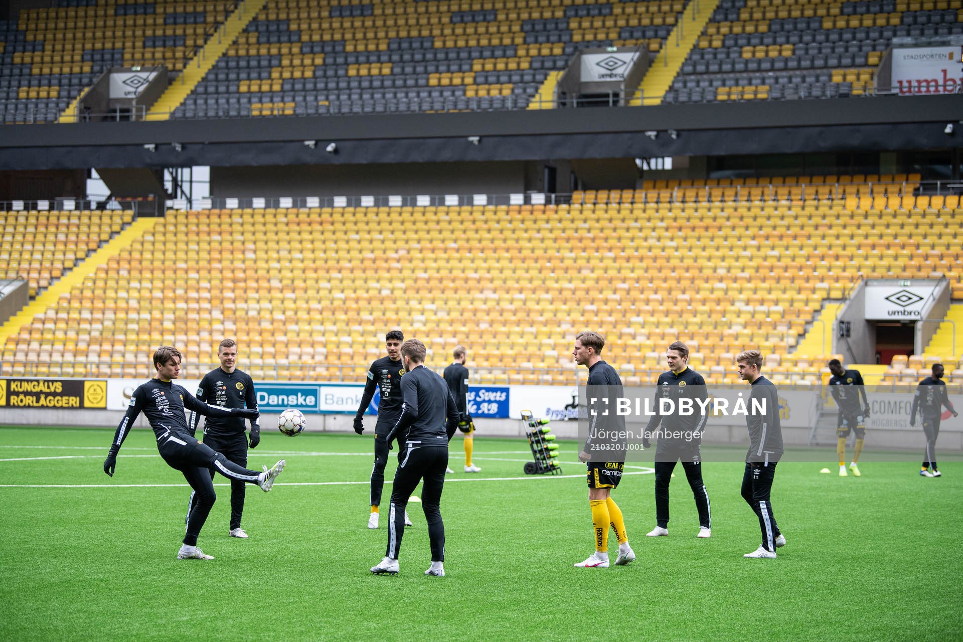 Elfsborgs spelare värmer upp