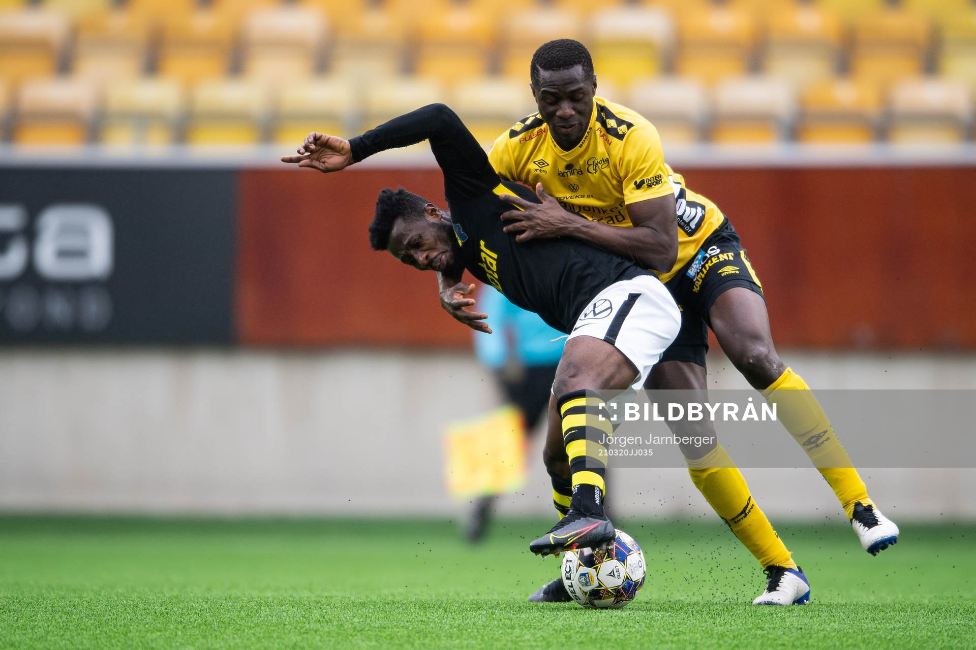 s Ebenezer Ofori och Elfsborgs Maudo Jarjué
