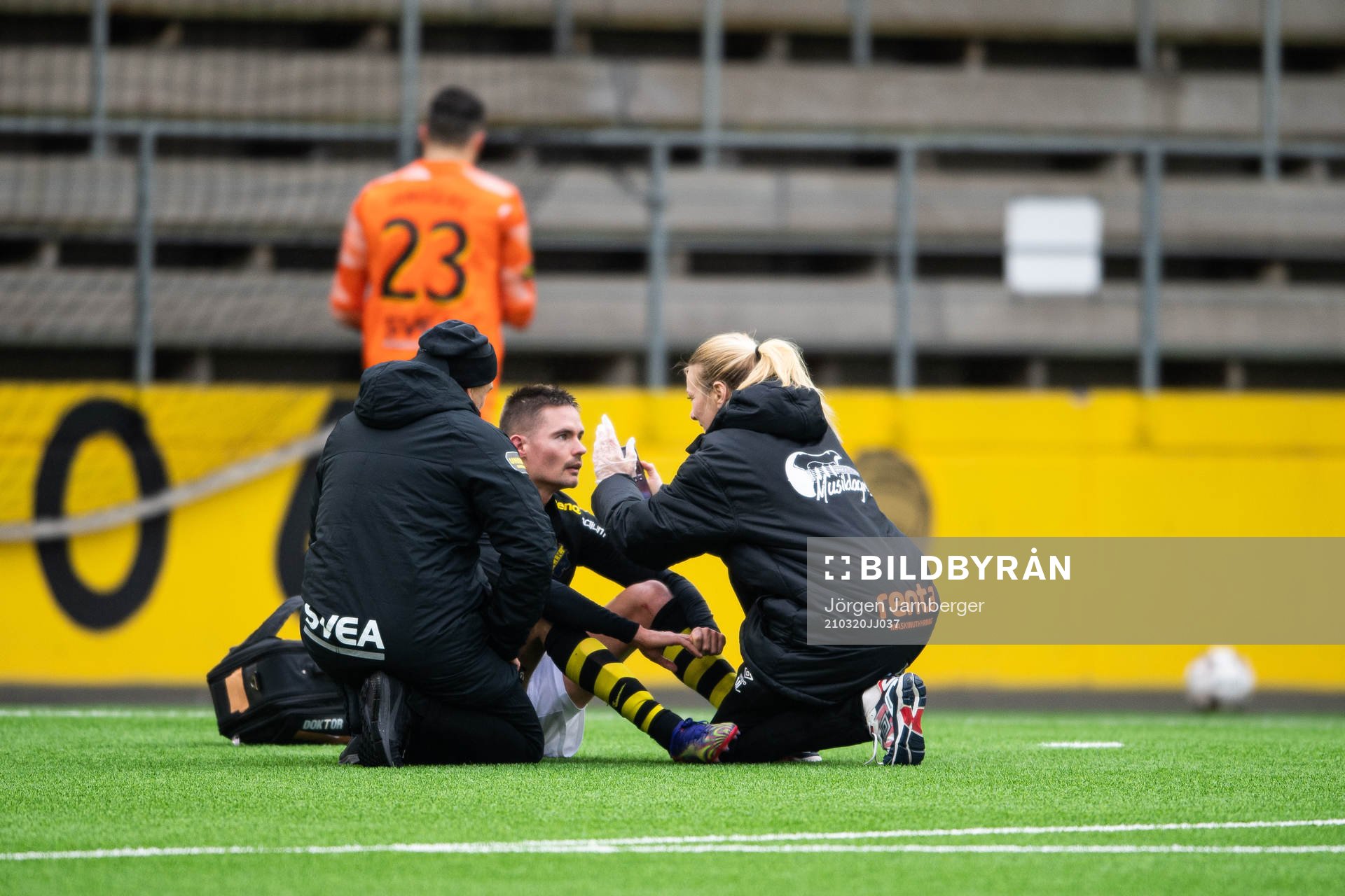s Mikael Lustig får vård
