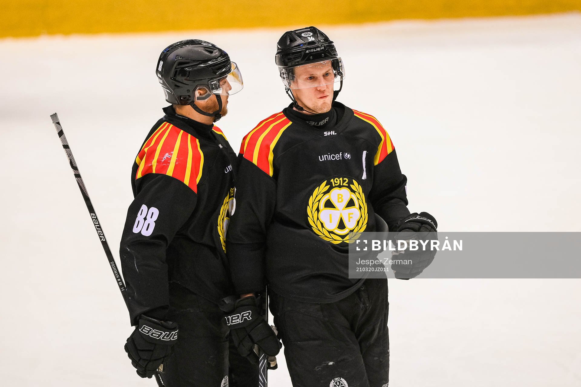 Brynäs Jaedon Descheneau och Linus Ölund