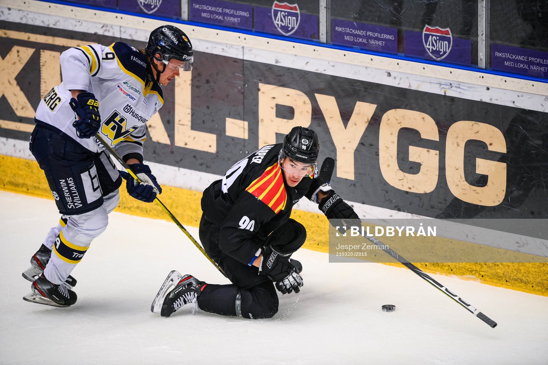 s Didrik Strömberg och Brynäs Shane Harper