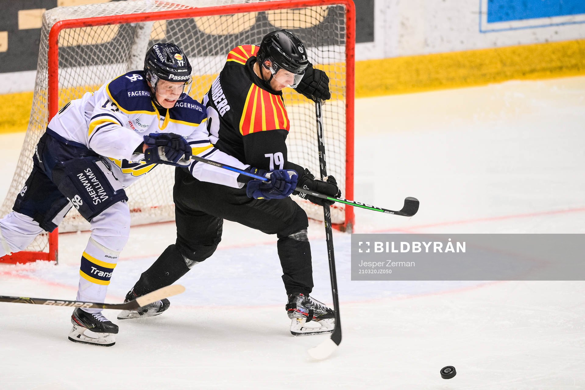 s Emil Johansson och Brynäs Daniel Mannberg