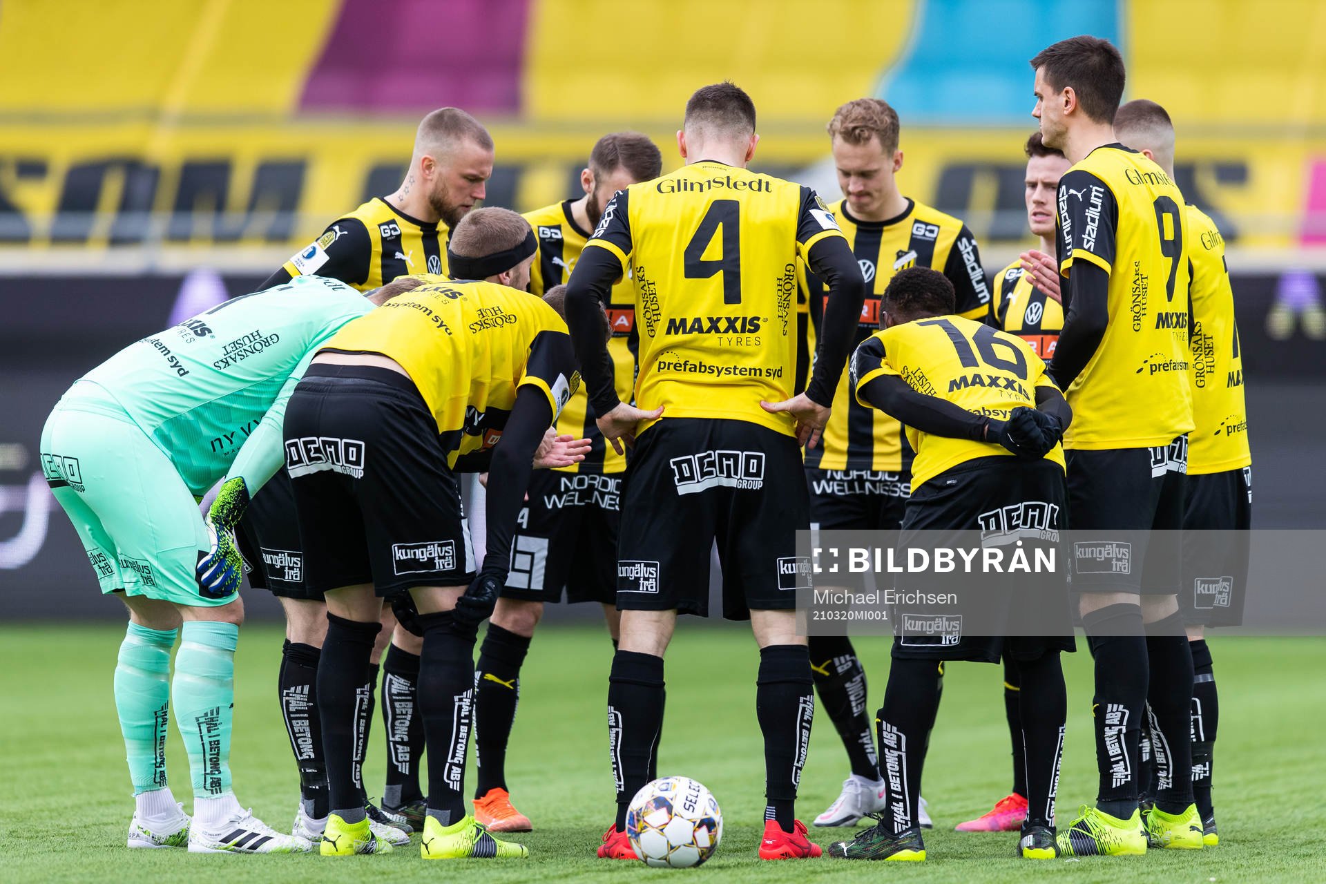 Häckens spelare samlas