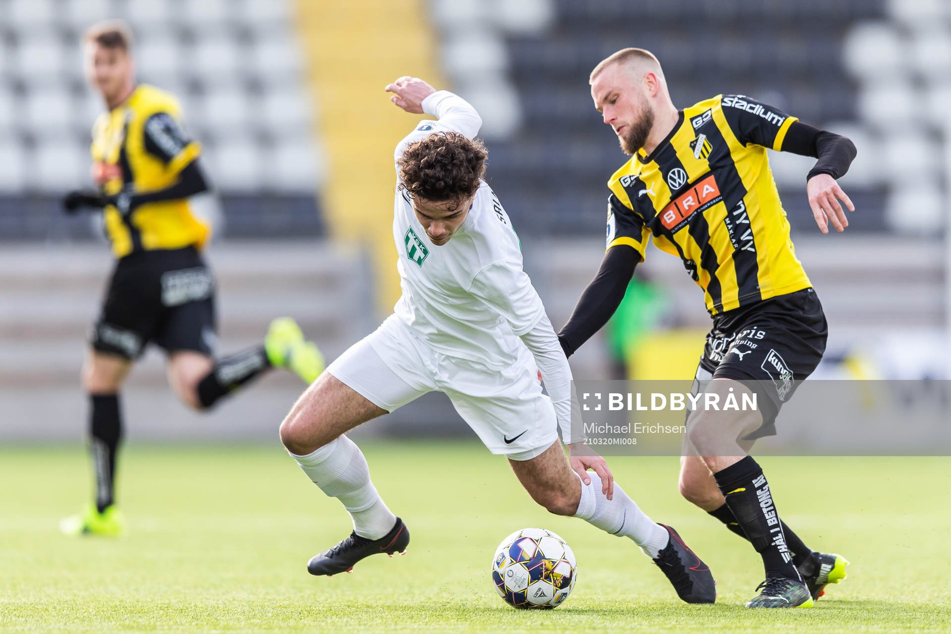 Västerås Justin Salmon och Häckens Alexander Faltsetas
