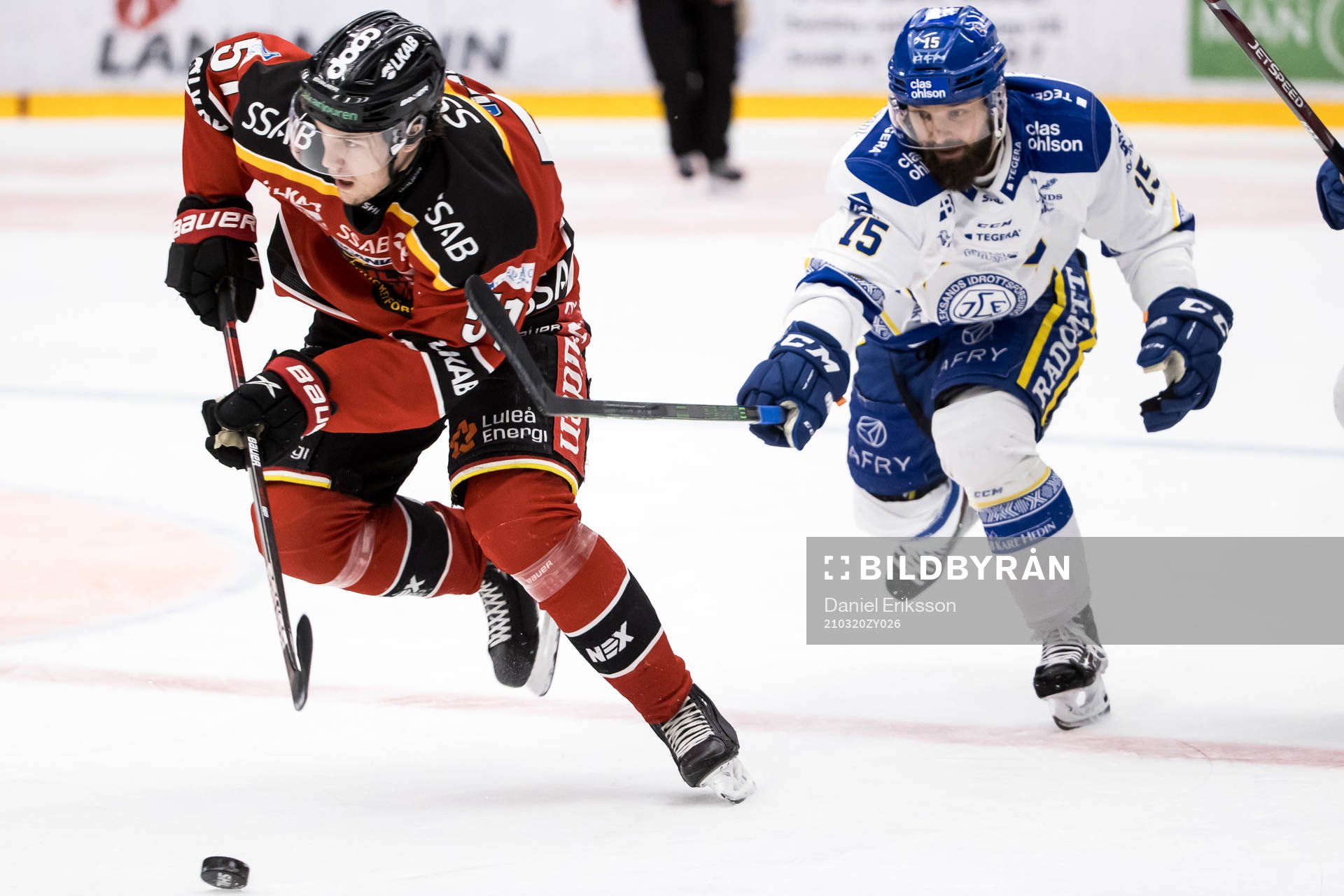 Luleås Filip Hållander och Leksands Otto Paajanen