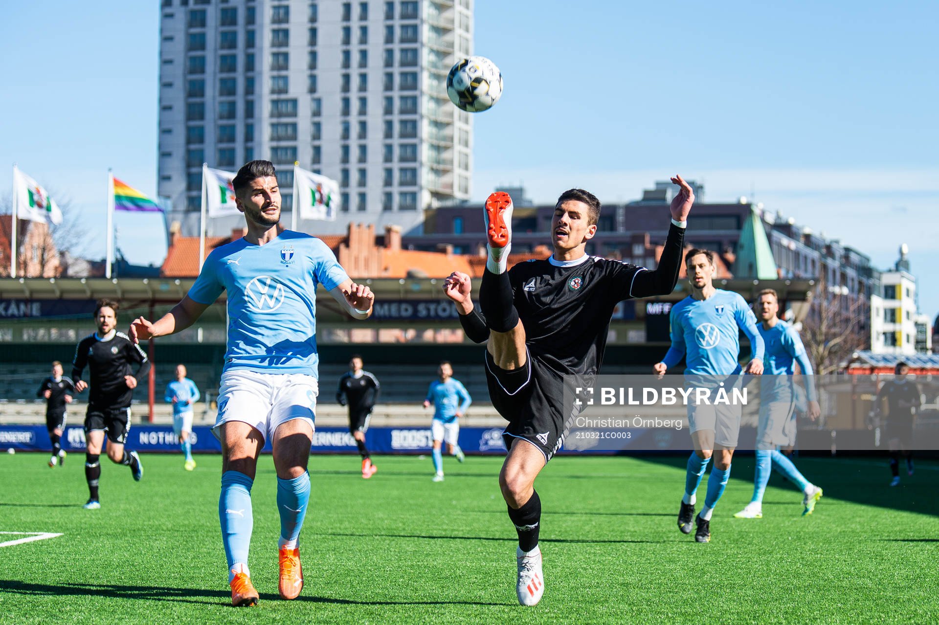 Malmö FFs Antonio Colak och Örebros Hussein Ali