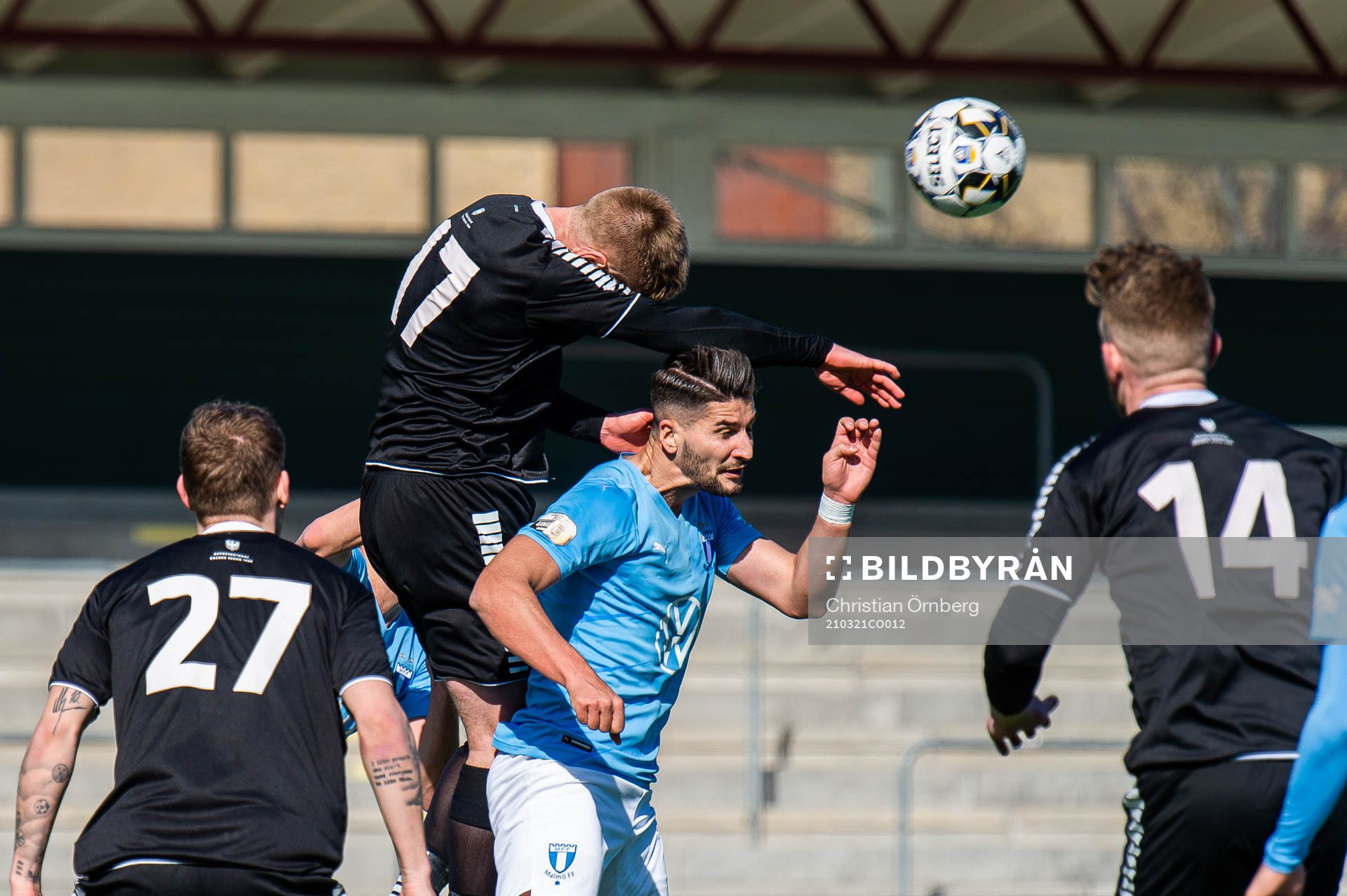Örebros Johan Mårtensson och Malmö FFs Antonio Colak