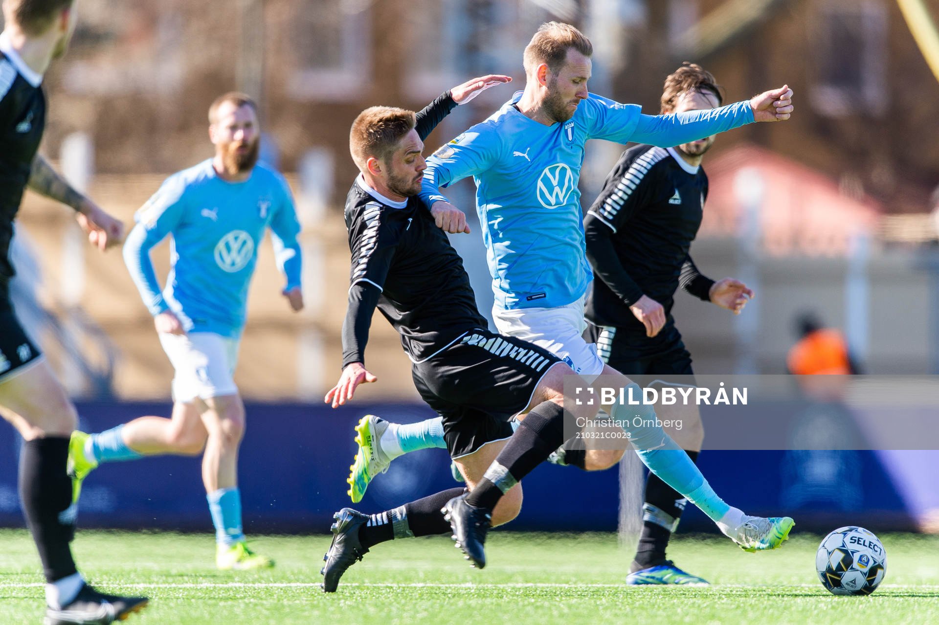 Malmö FFs Ola Toivonen och Örebros Johan Mårtensson