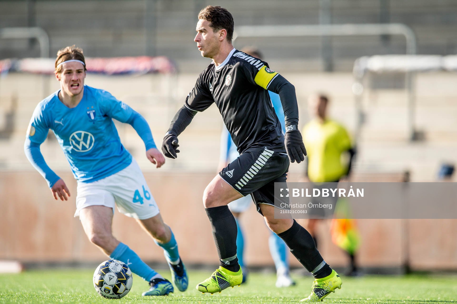 Örebros Nordin Gerzic mot Malmö FFs Markus Björkqvist