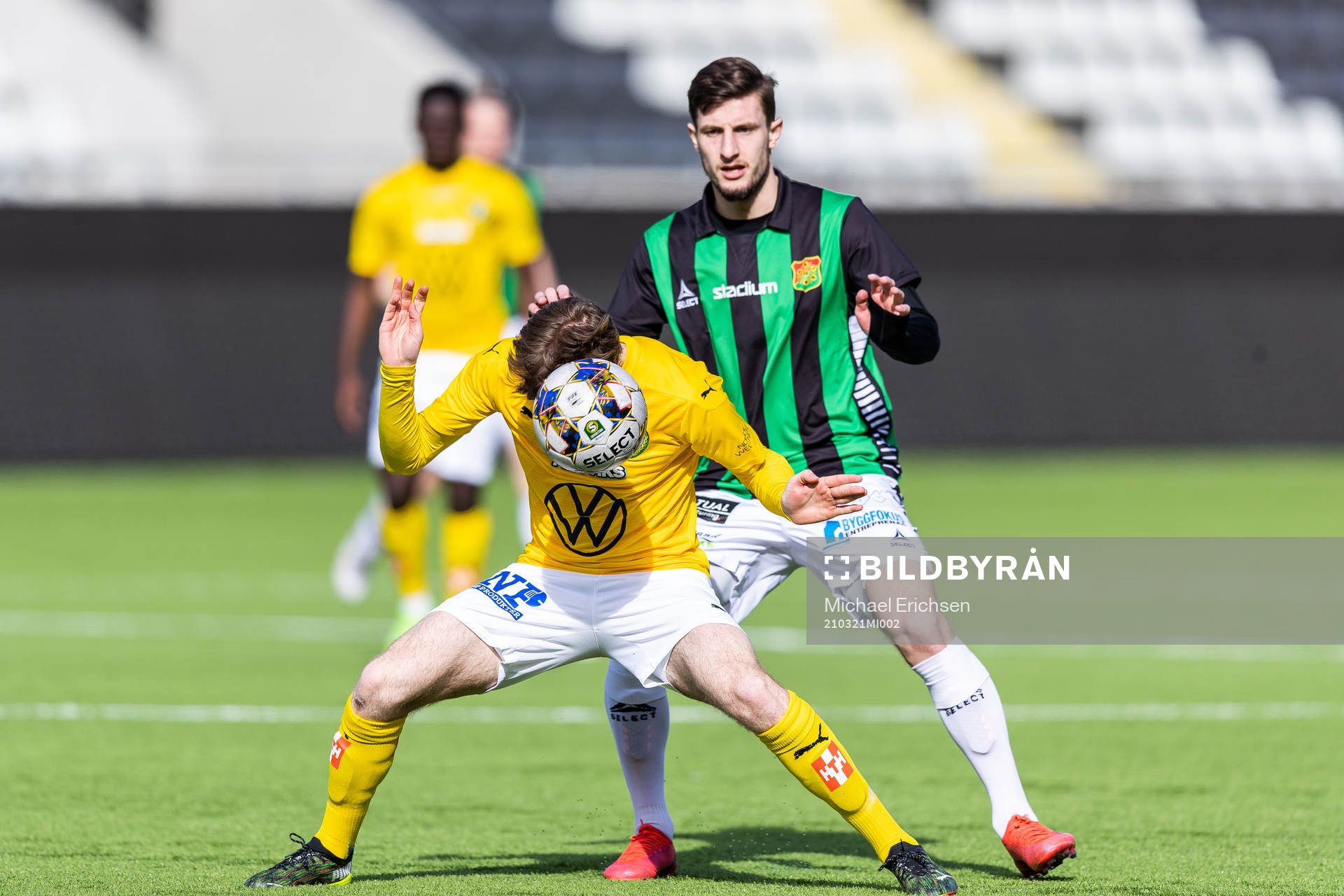 Jönköpings Daniel Ljung och GAIS Adnan Maric