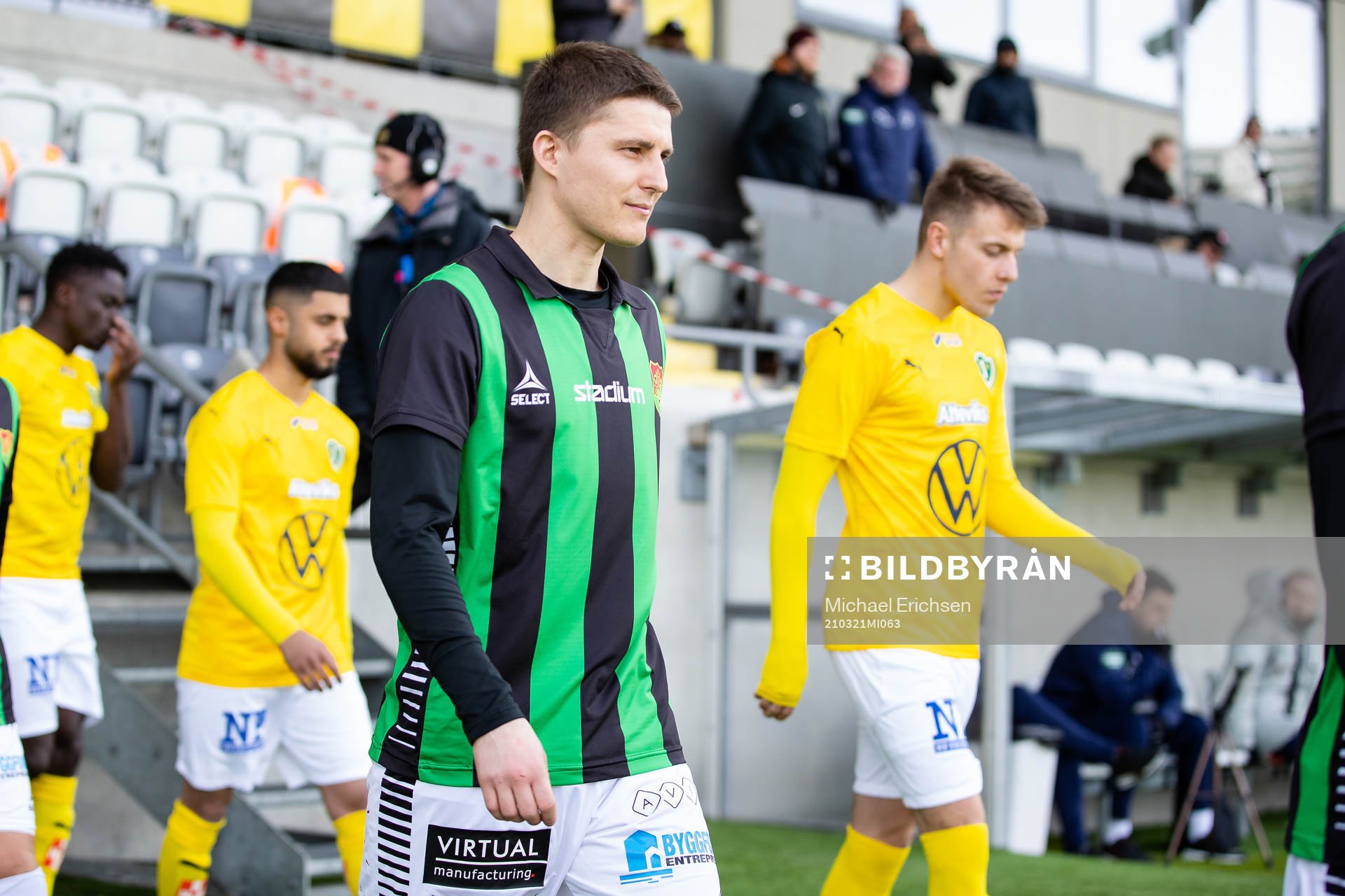 GAIS Johan Andersson innan träningsmatchen i fotboll