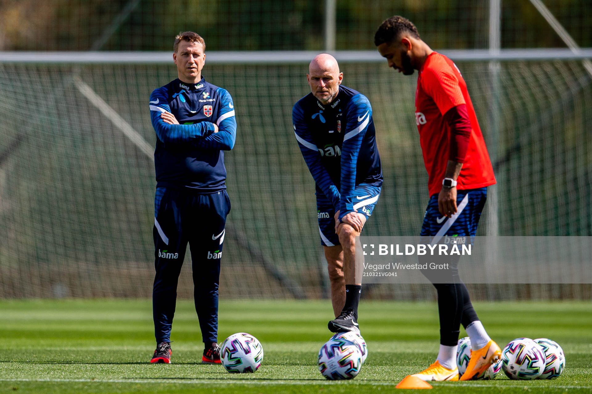 Leif Gunnar Smerud, U21 head coach, and Ståle Solbakken,