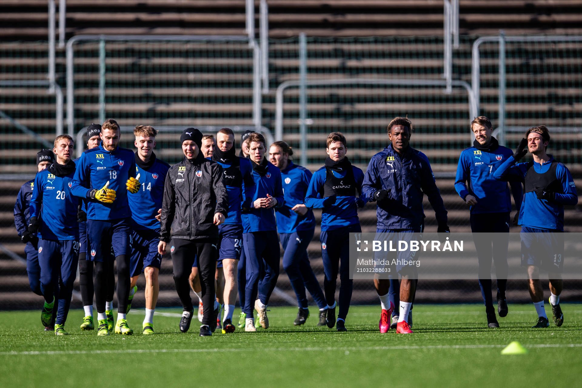 Helsingborgs spelare värmer upp