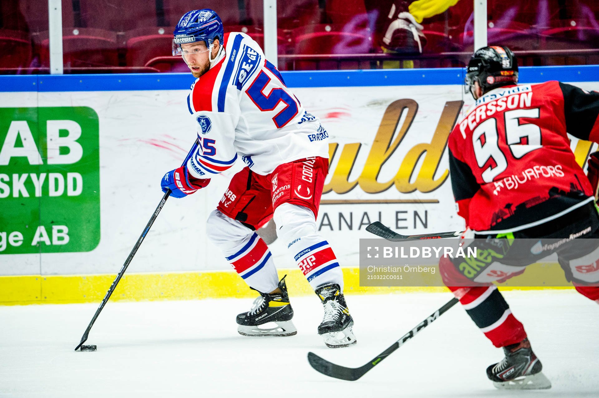 Oskarshamns Robert Sabolic mot Malmö Redhawks Carl Persson
