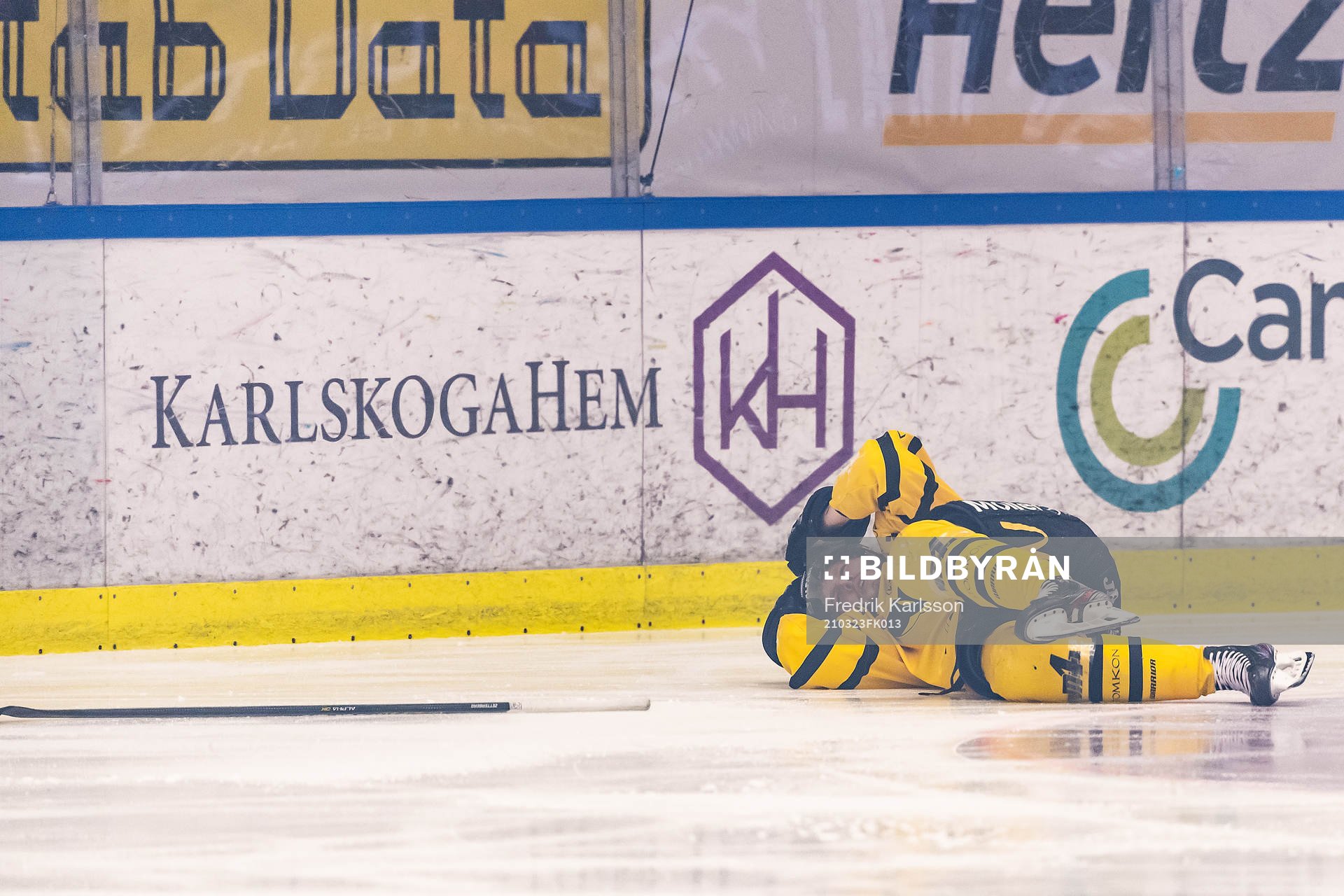 Västerås Lukas Zetterberg har ont