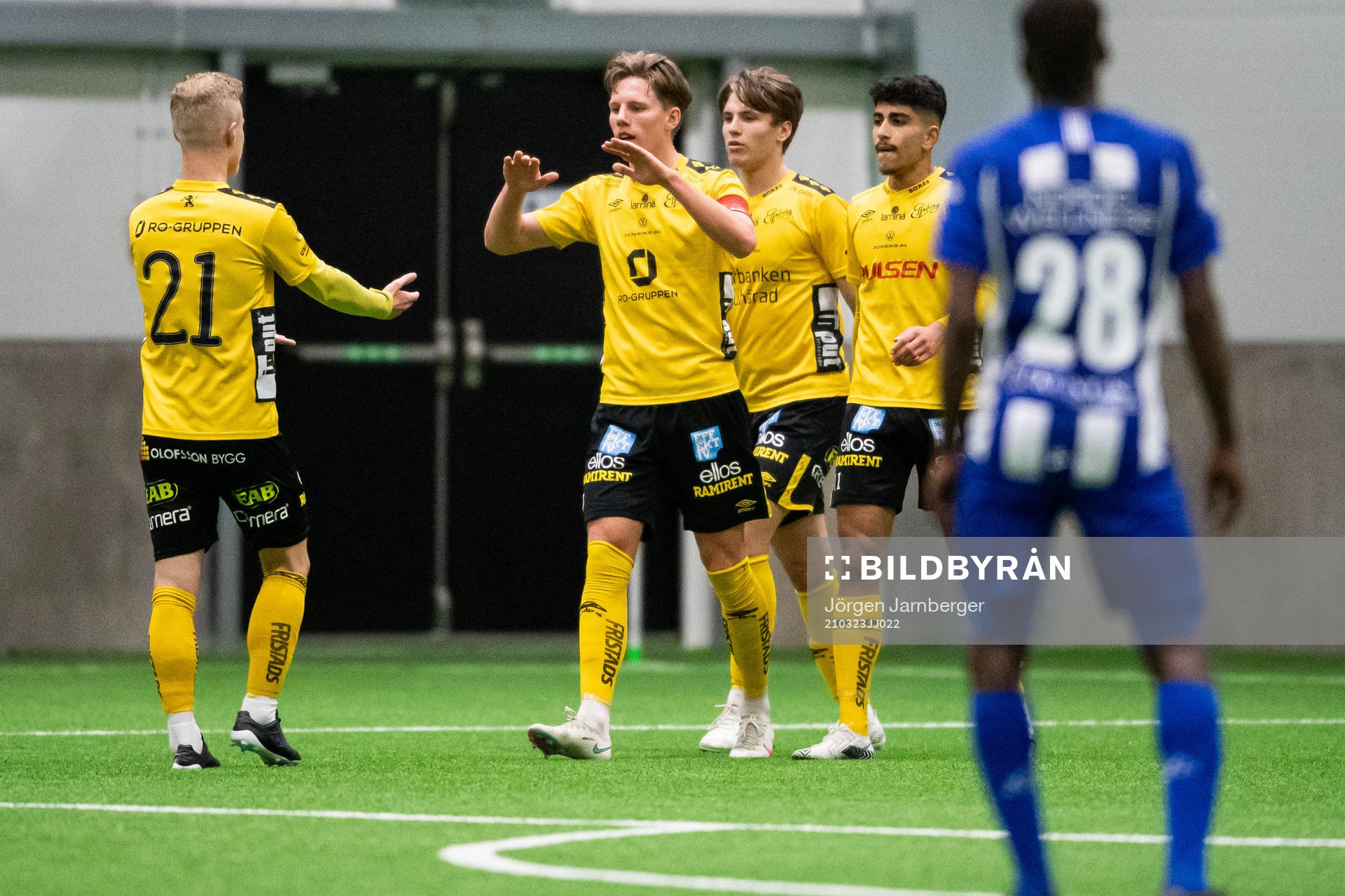 Elfsborgs Noah Söderberg jublar med lagkamrater
