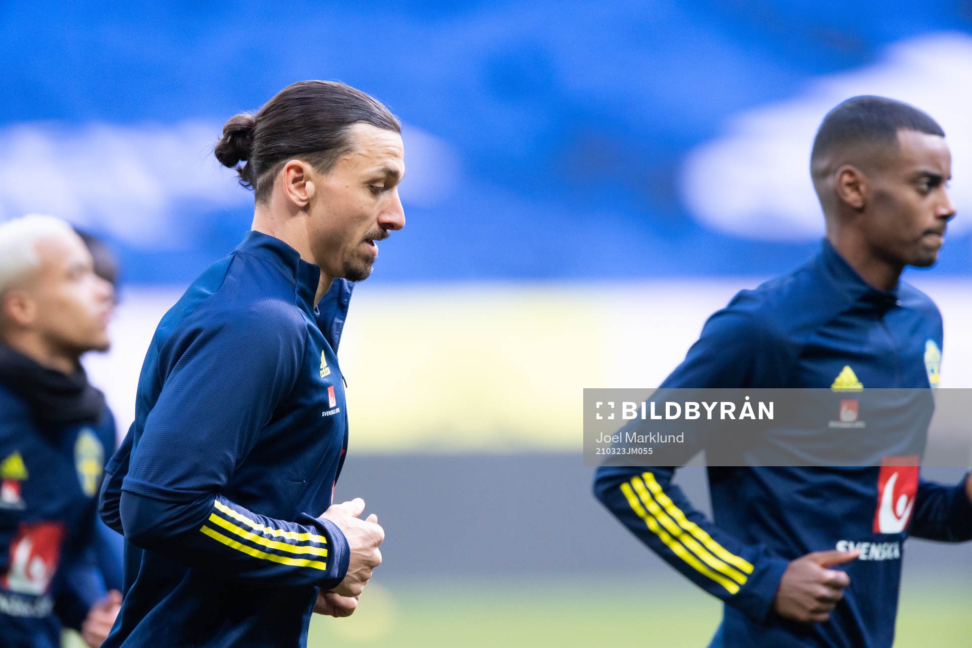 Zlatan Ibrahimovic and Alexander Isak of the Swedish