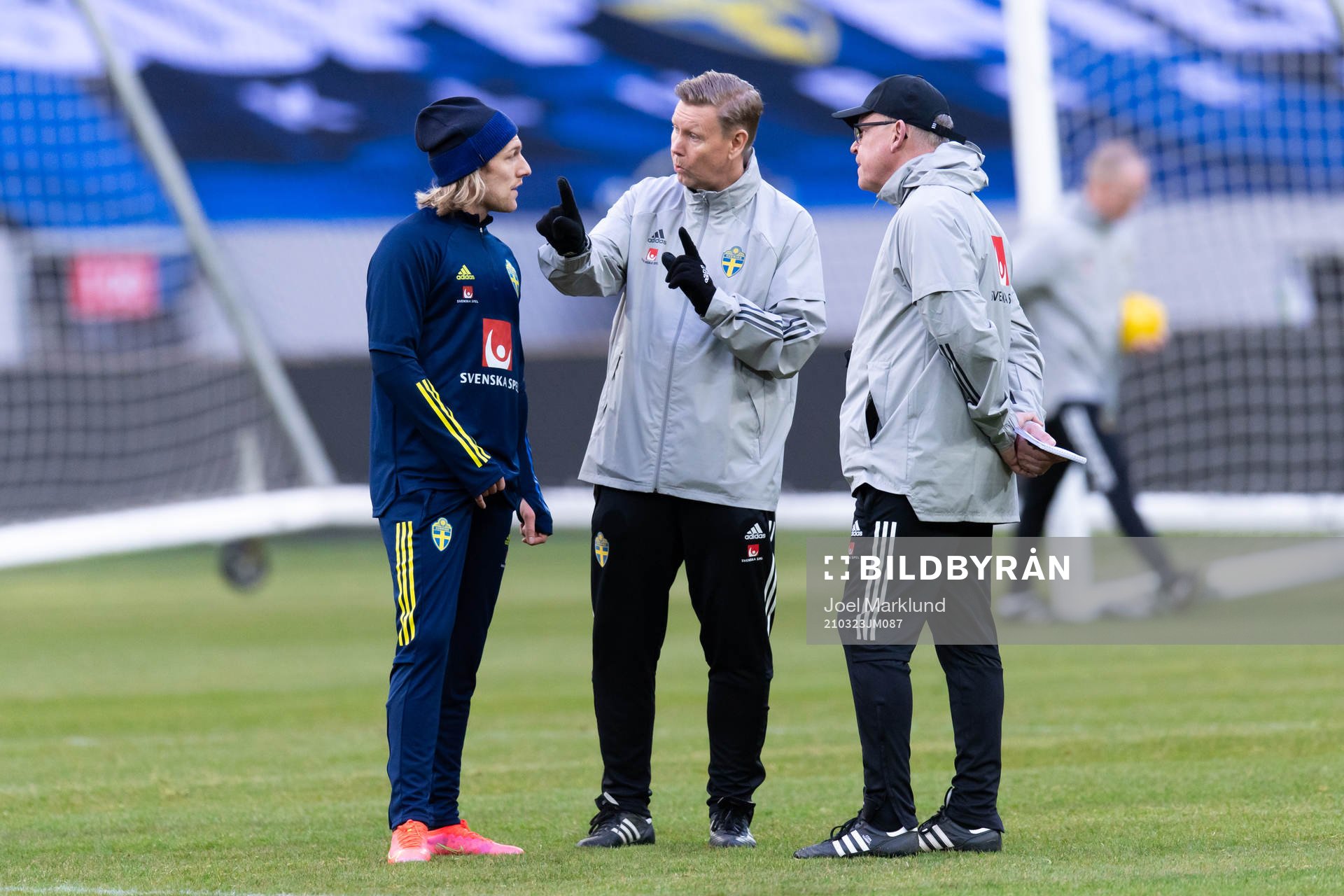 Emil Forsberg, assitant coach Peter Wettergren and head