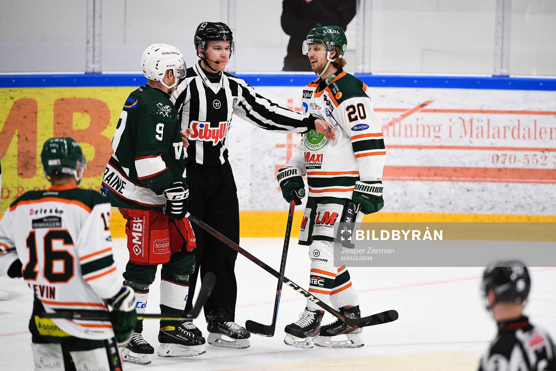 Väsbys Elliot Lorraine och Kristianstads Erik Flood