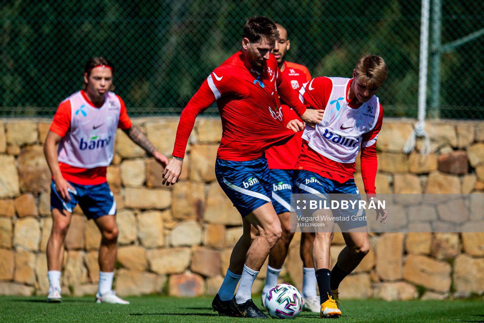 Stefan Strandberg and Martin Ødegaard of the Norwegian