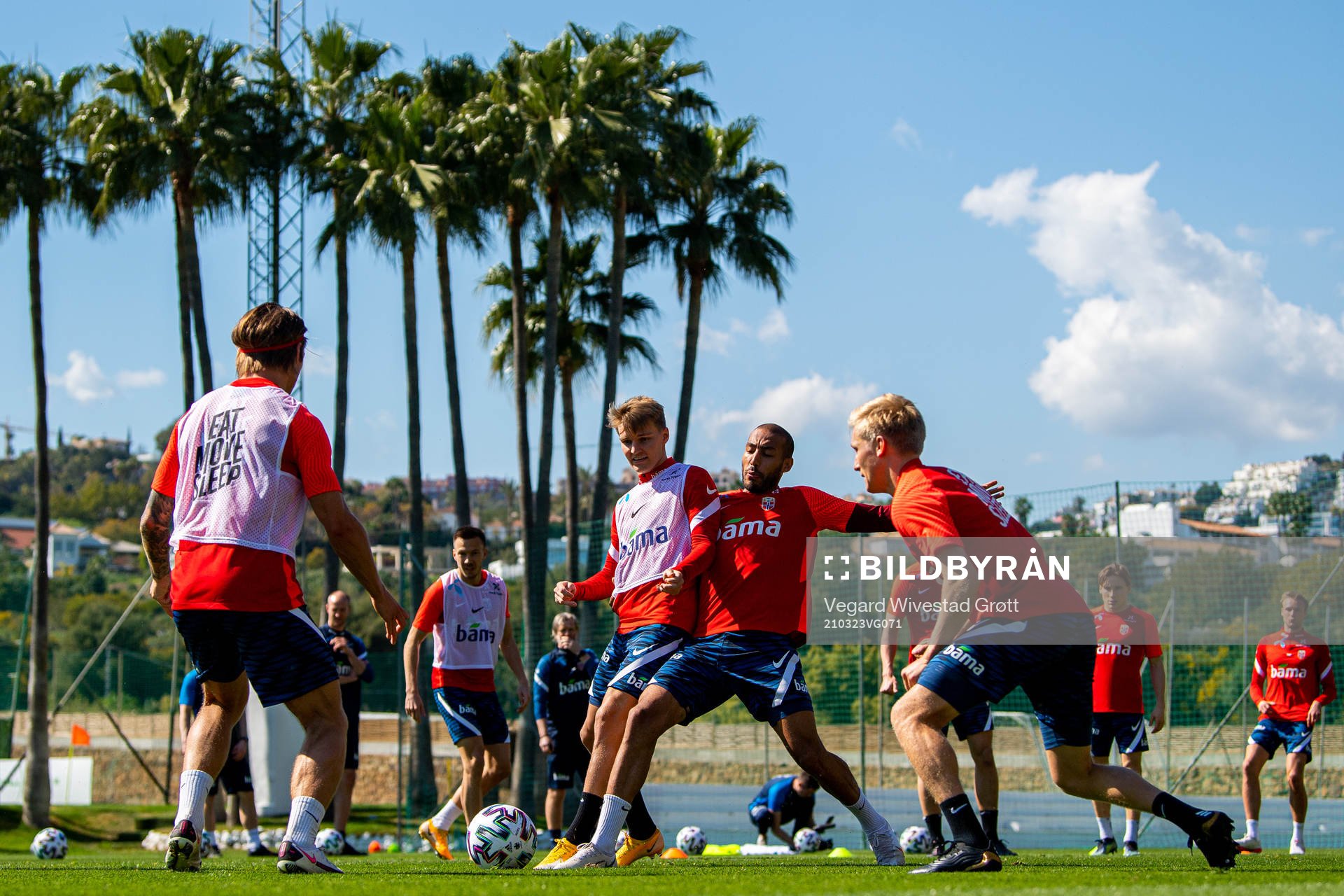 Martin Ødegaard and Haitam Aleesami of the Norwegian