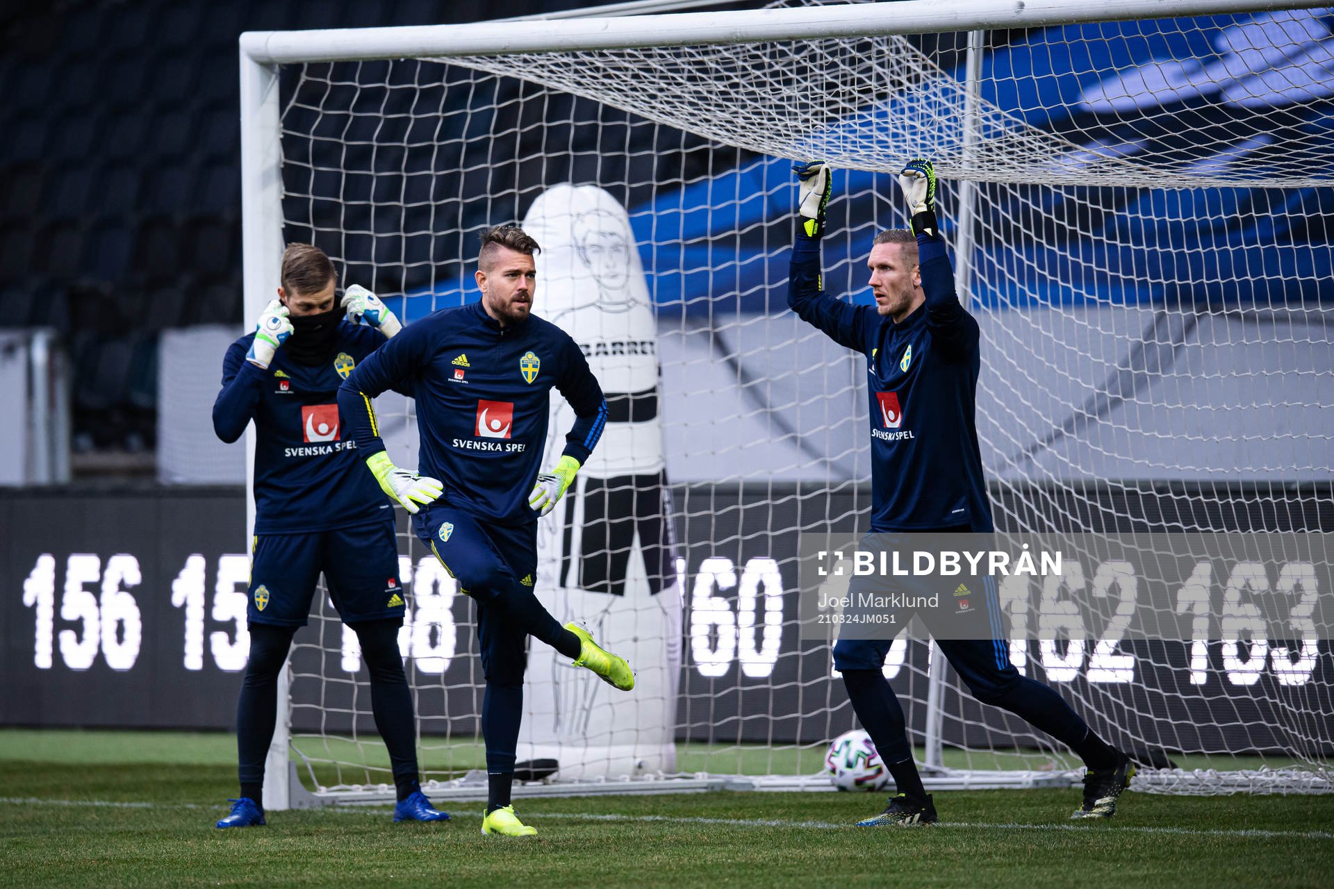 Goalkeepers Karl-Johan Johnsson, Kristoffer Nordfeldt and