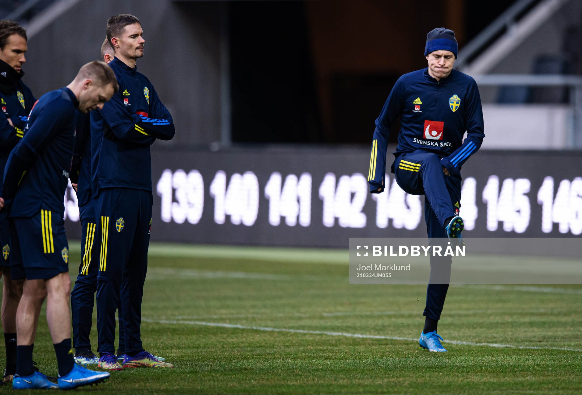 Mikael Lustig and Victor Nilsson Lindelöf of the Swedish